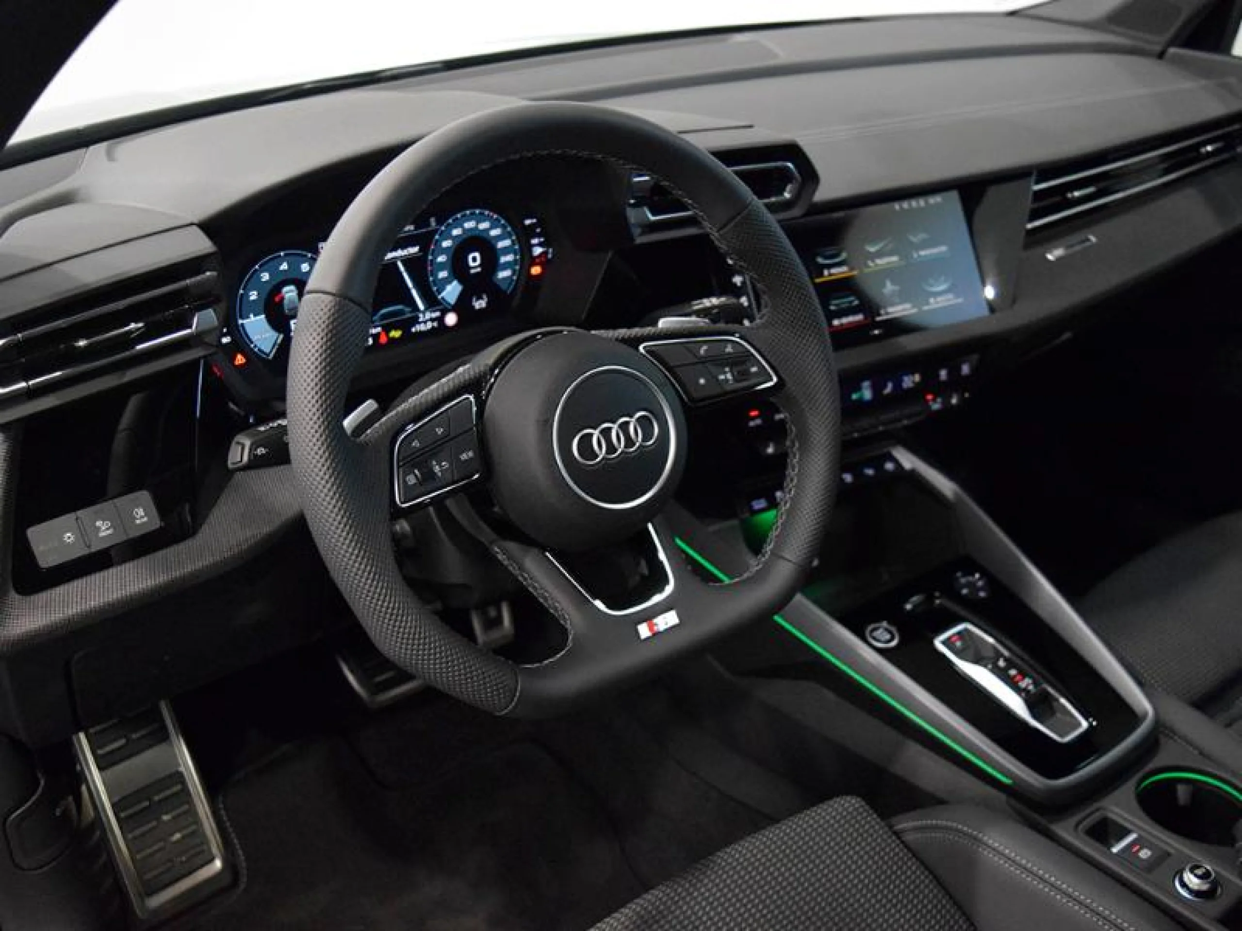 AUDI A3 ALLSTREET 35 TFSI 110KW S TRONIC - Foto 9