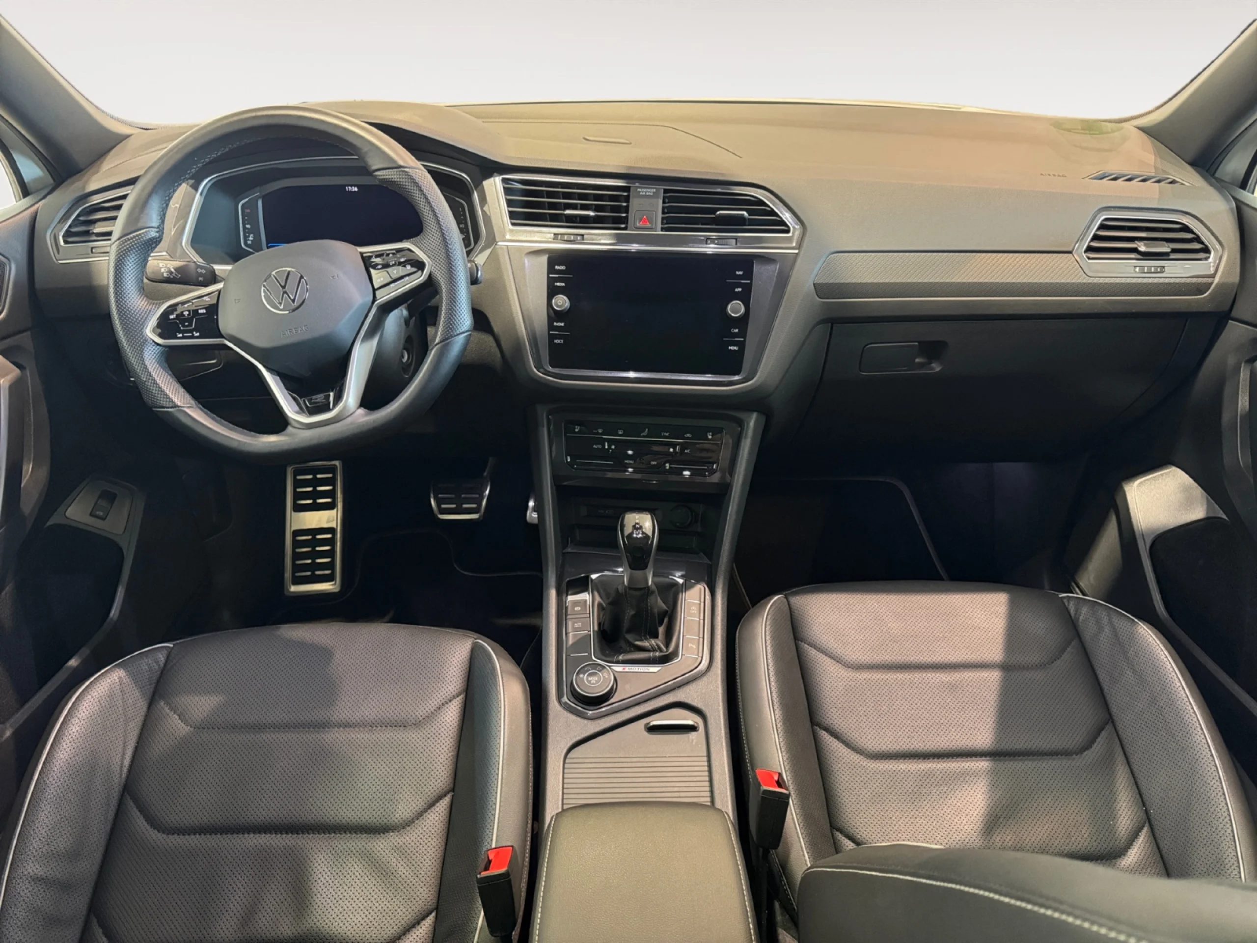 VOLKSWAGEN TIGUAN ALLSPACE R LINE 2.0 TDI 110KW (150CV) DSG 4MOTION - Foto 4