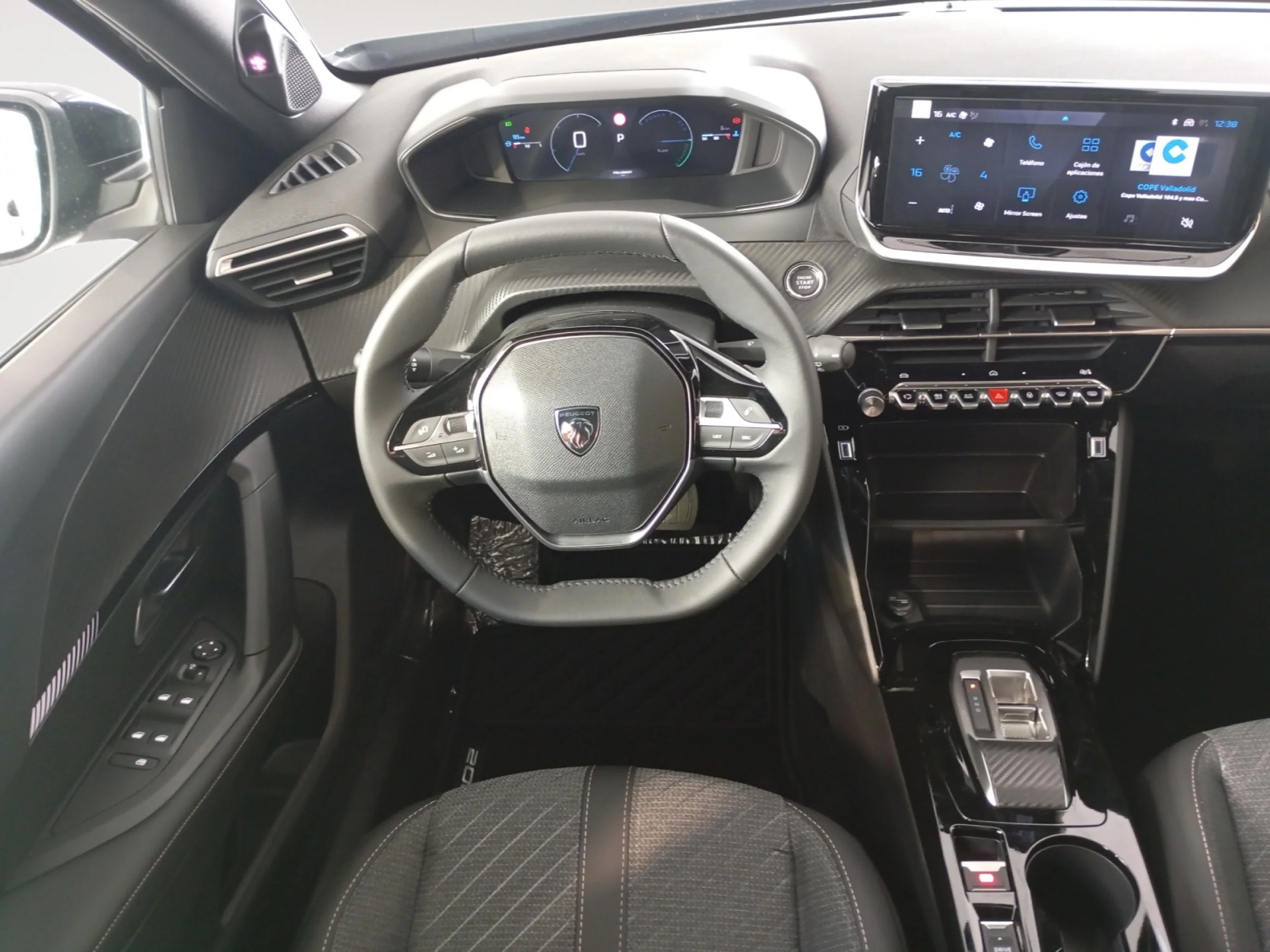 PEUGEOT 2008 N2008 ALLURE HYBRID 145 EDCS6 - Foto 4