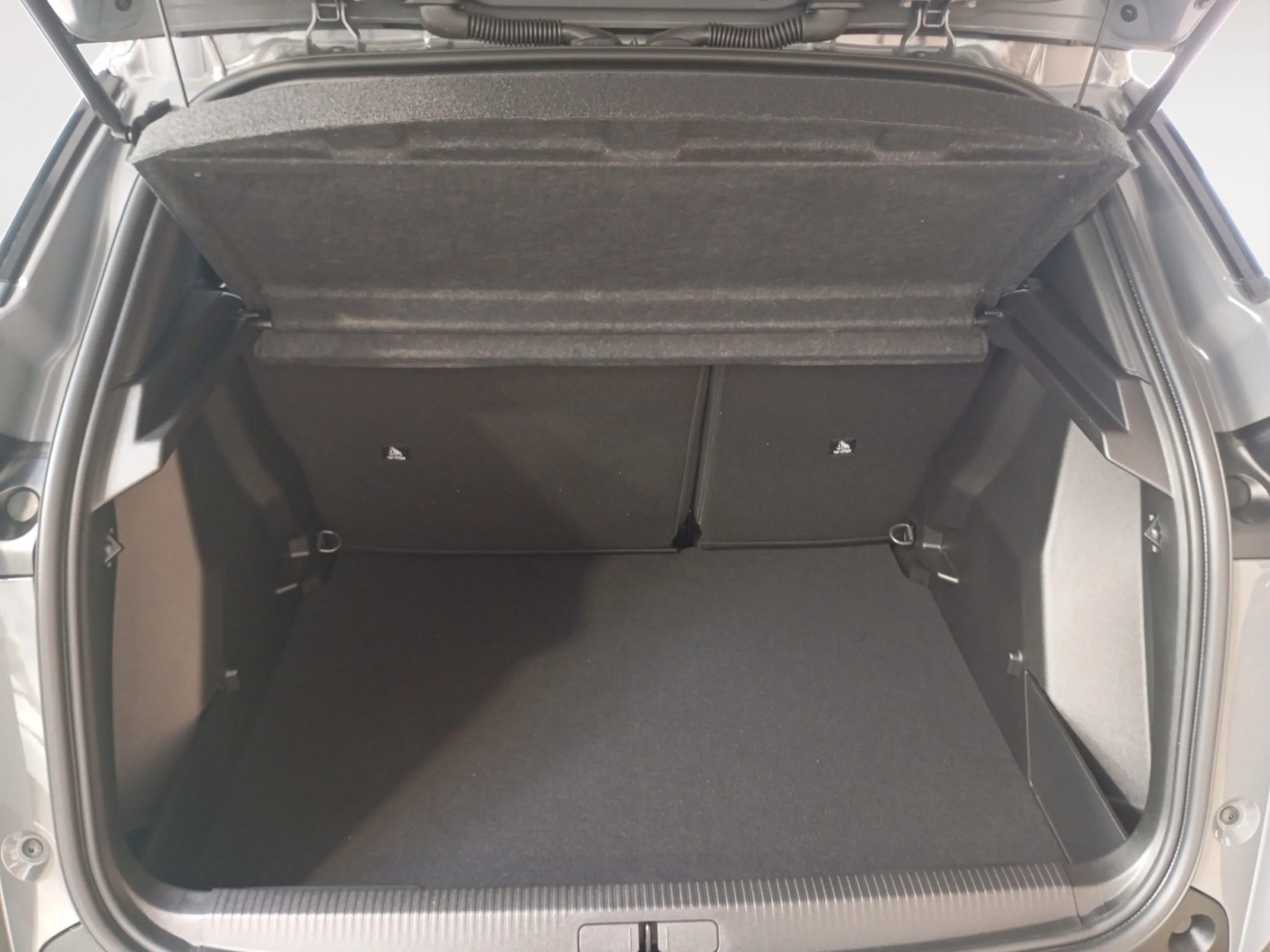 PEUGEOT 2008 N2008 ALLURE HYBRID 145 EDCS6 - Foto 7