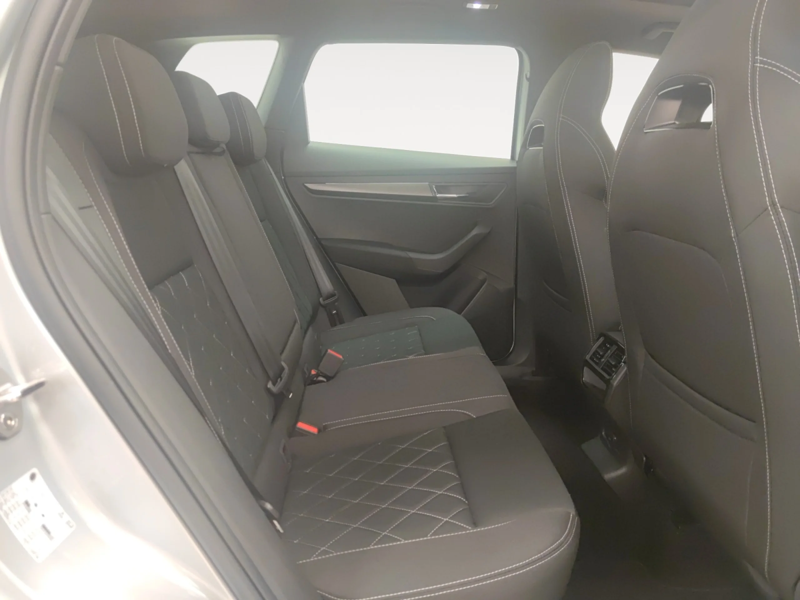 SKODA KAROQ 2.0 TDI 110KW (150CV) DSG SPORTLINE - Foto 6