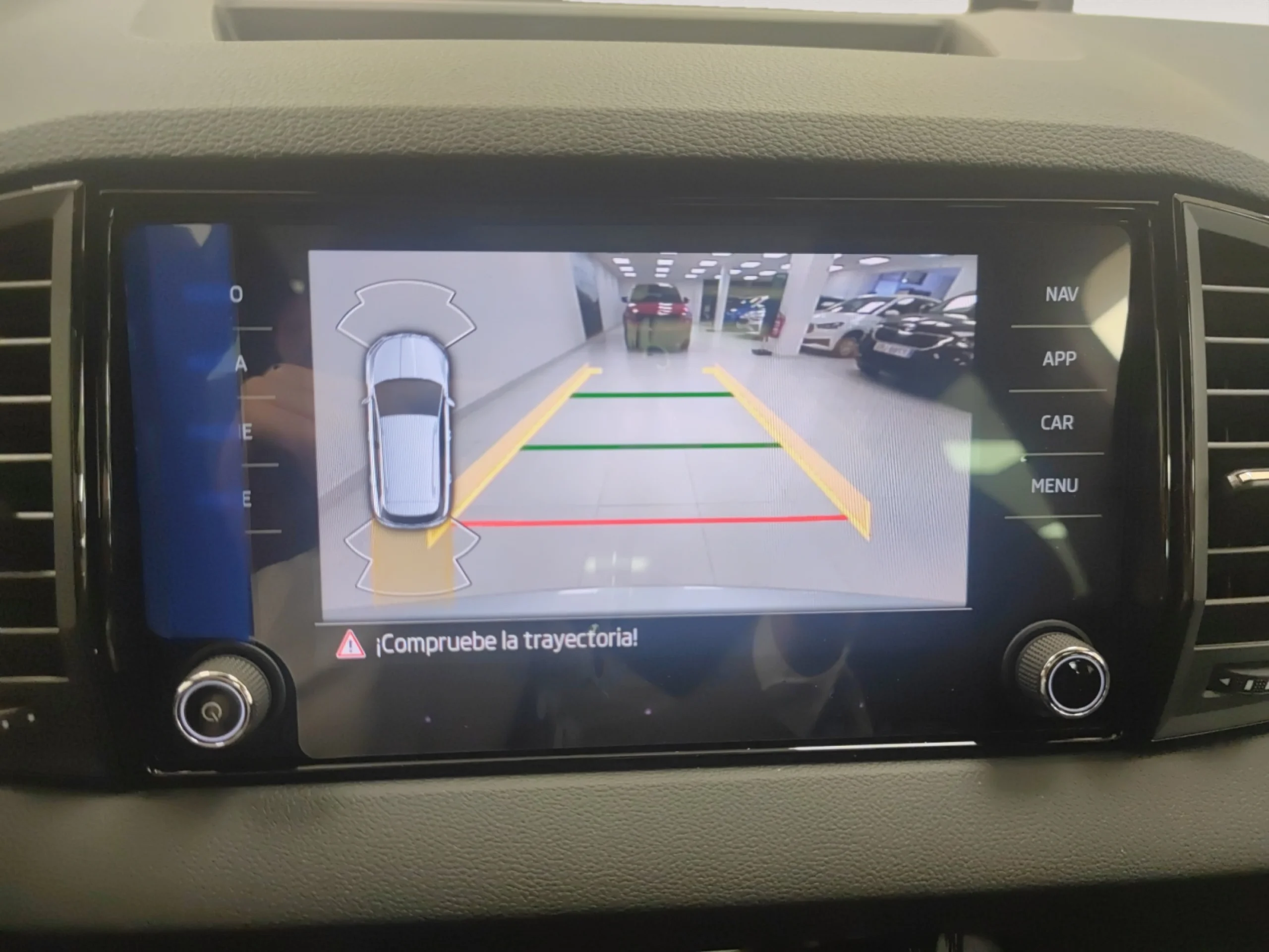 SKODA KAROQ 2.0 TDI 110KW (150CV) DSG SPORTLINE - Foto 14