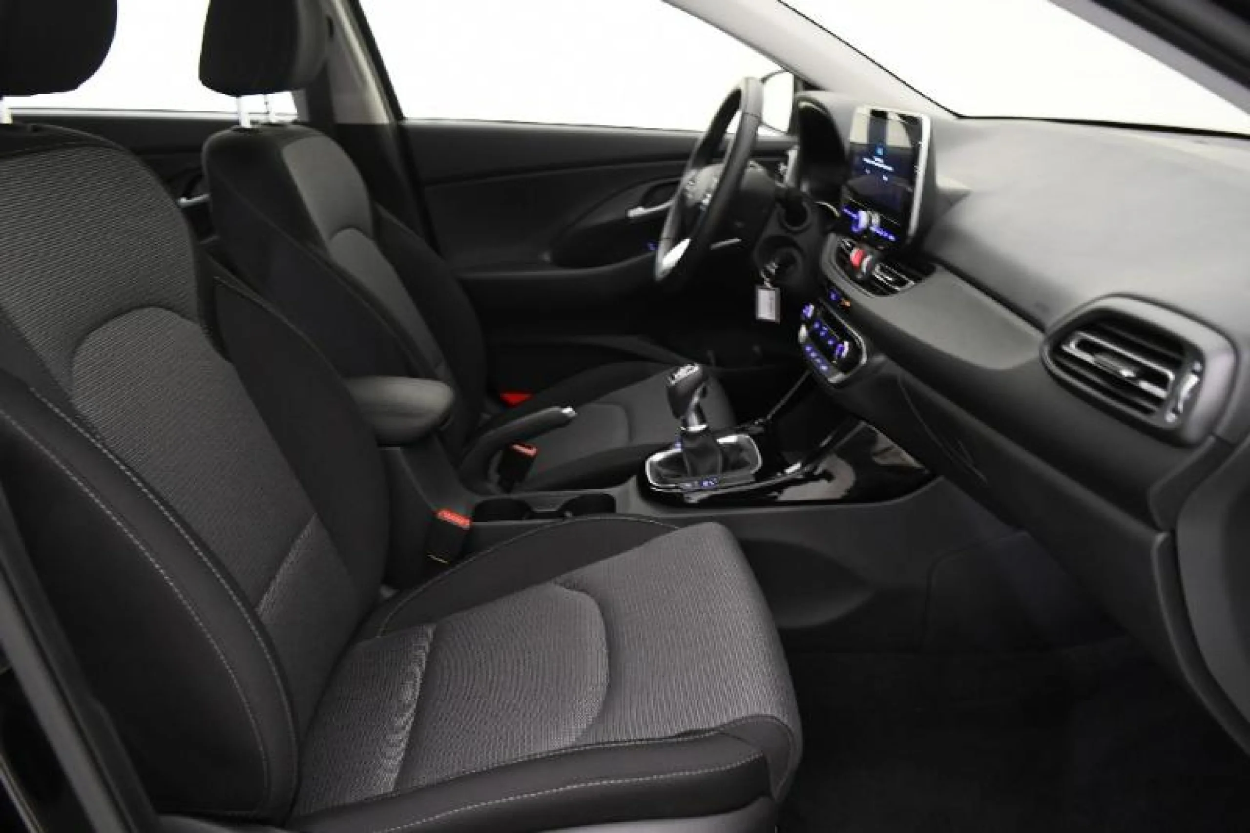 HYUNDAI I30 1.0 TGDI 48V KLASS - Foto 5