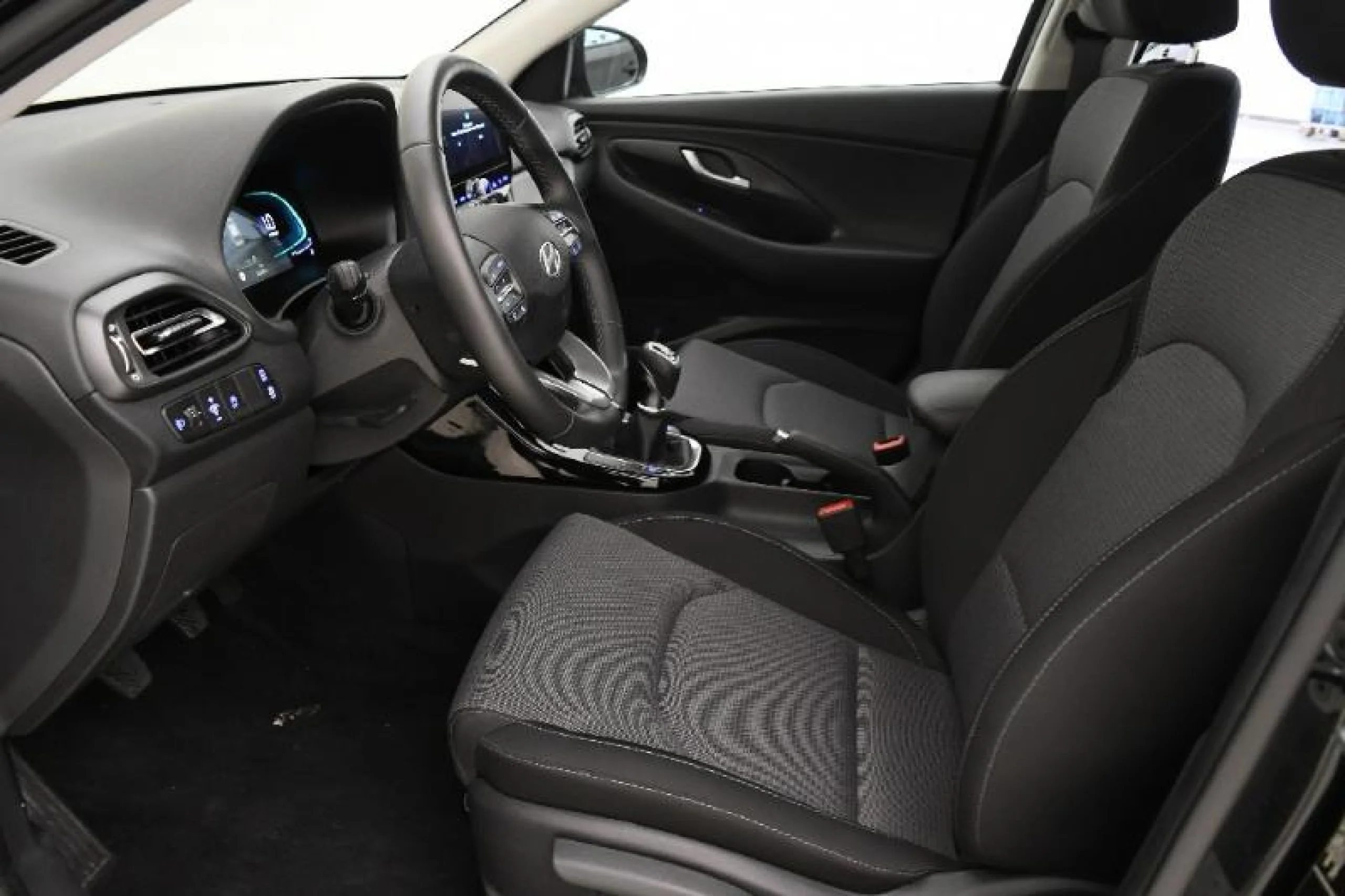 HYUNDAI I30 1.0 TGDI 48V KLASS - Foto 6