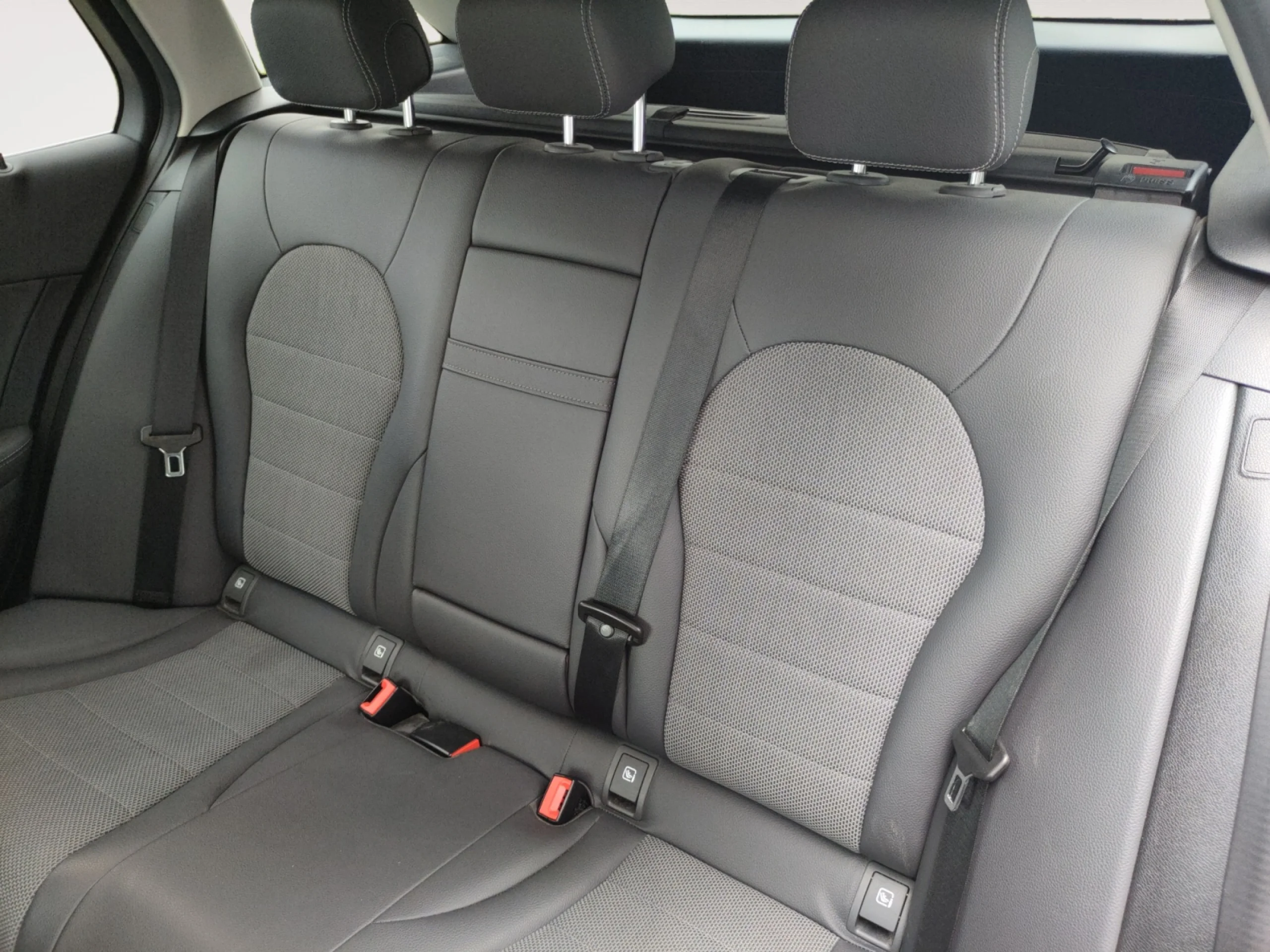 MERCEDES-BENZ CLASE C C 220 D ESTATE - Foto 6