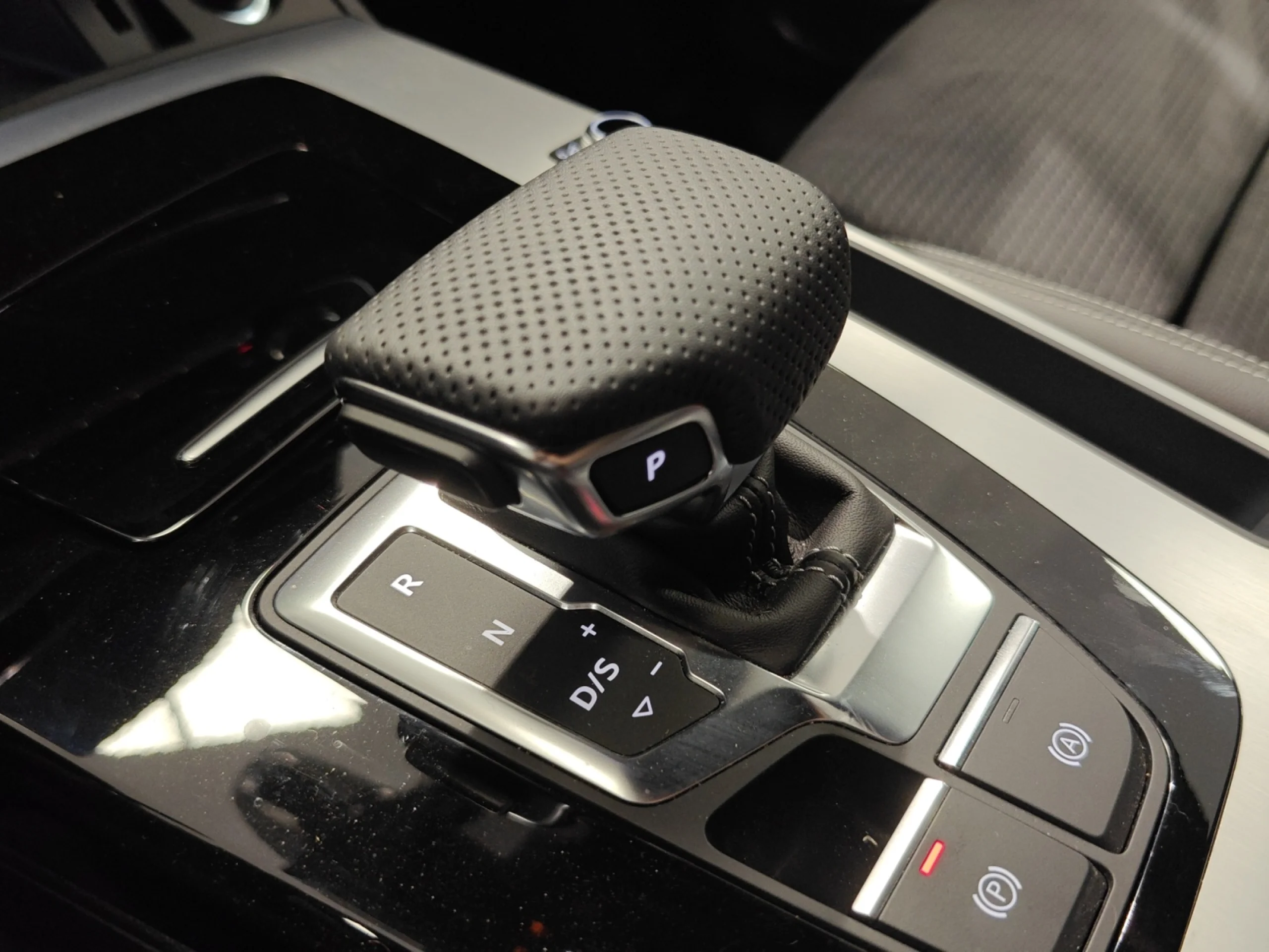 AUDI Q5 SPORTBACK BLACK LINE TDI QUATTRO 150KW (204CV) S T - Foto 17