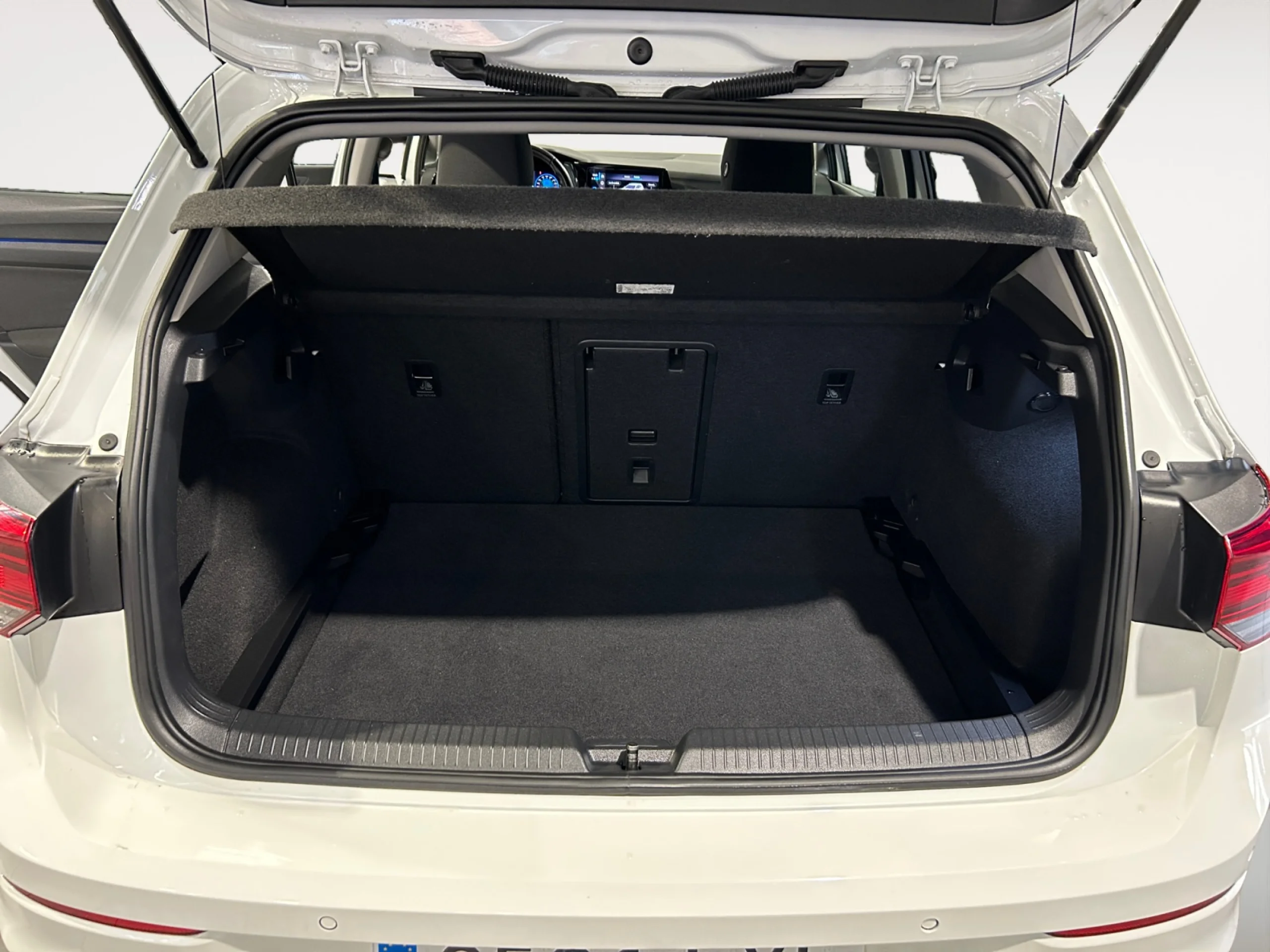 VOLKSWAGEN GOLF LIFE 2.0 TDI 85KW (115CV) - Foto 7