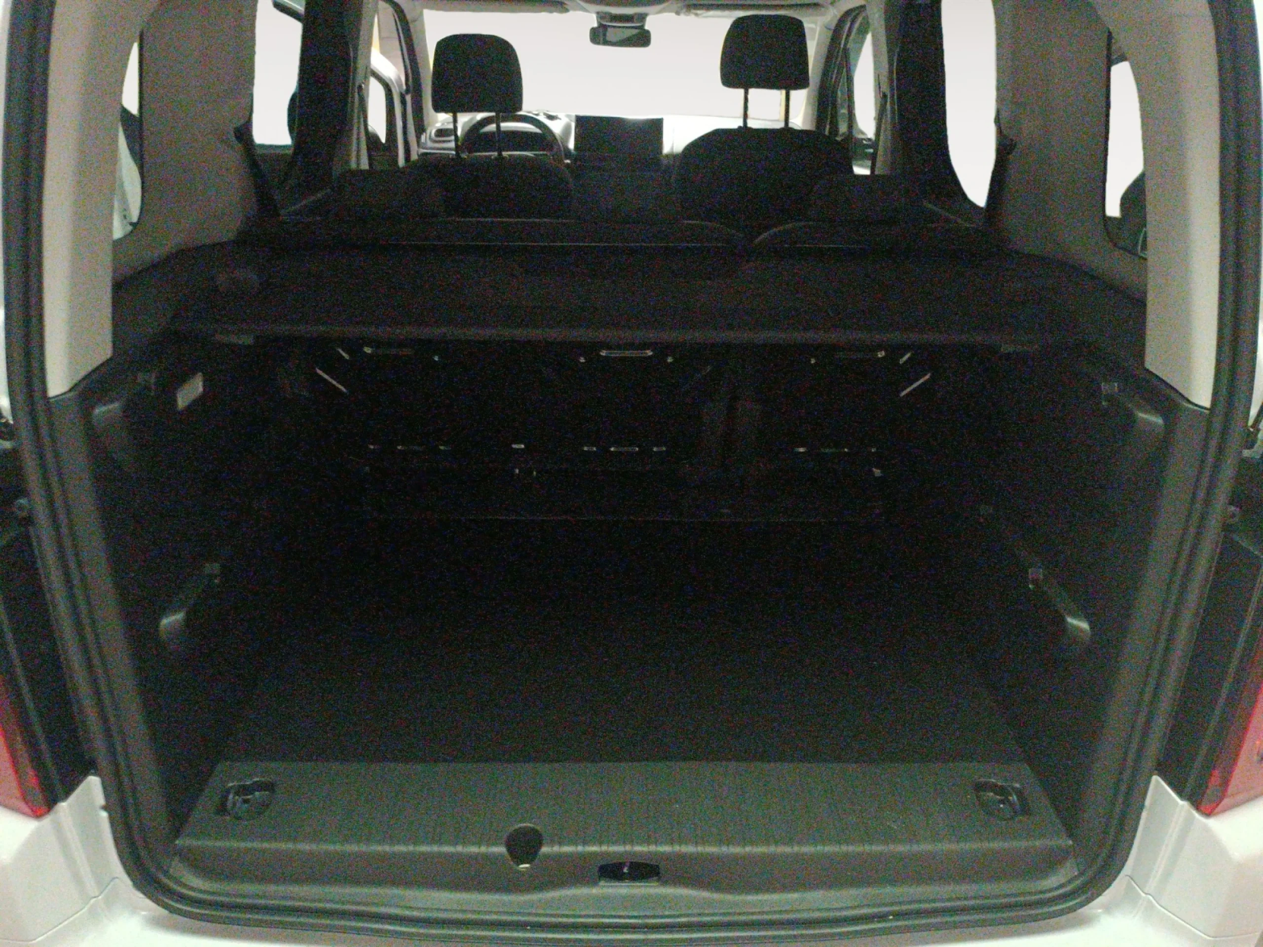 OPEL COMERCIALES COMBO COMBO 100 CV 1.5 TD S/S MT6 6.4 - Foto 8