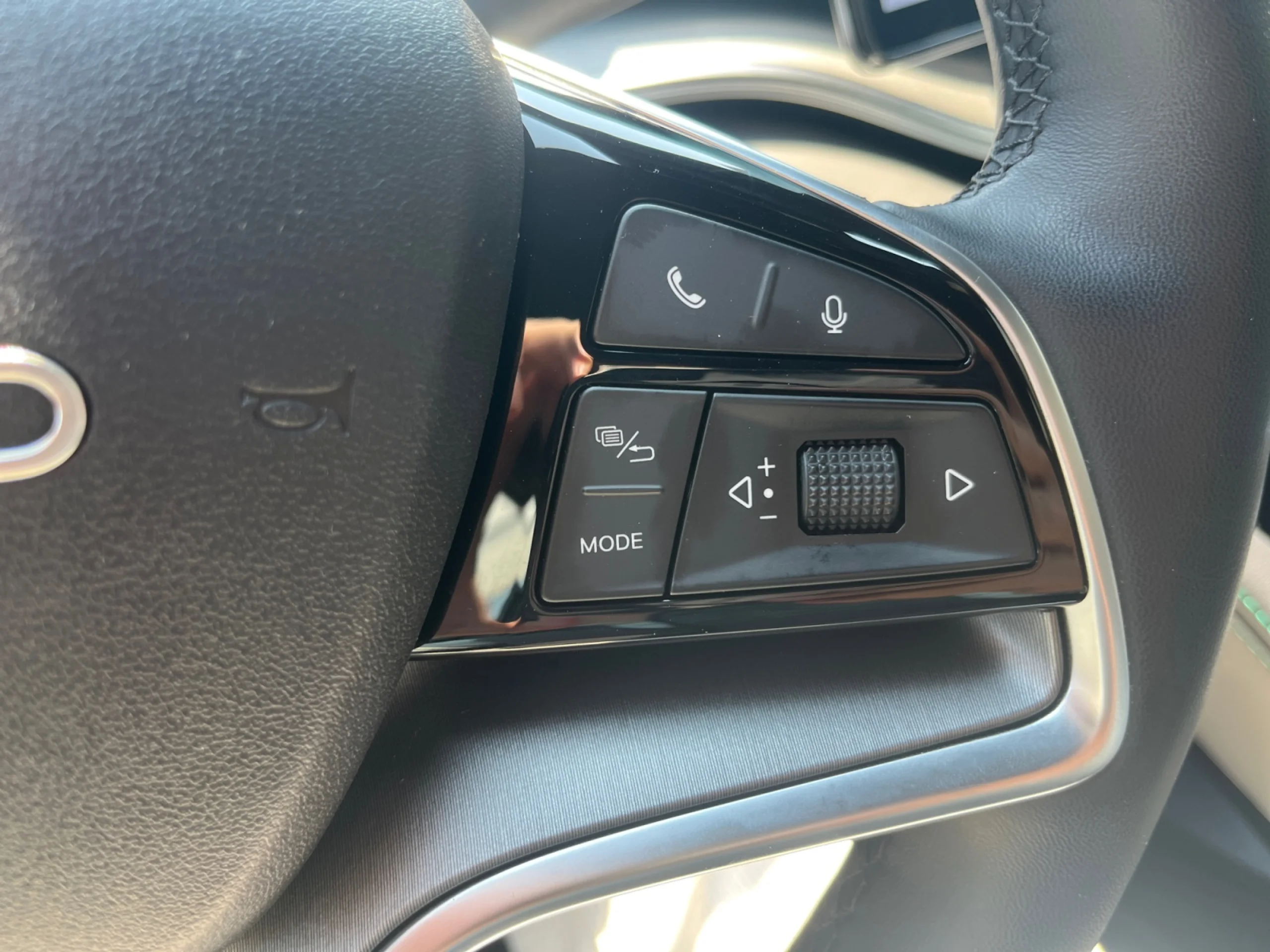 BYD SEAL U DM I 1.5 DM I COMFORT - Foto 13
