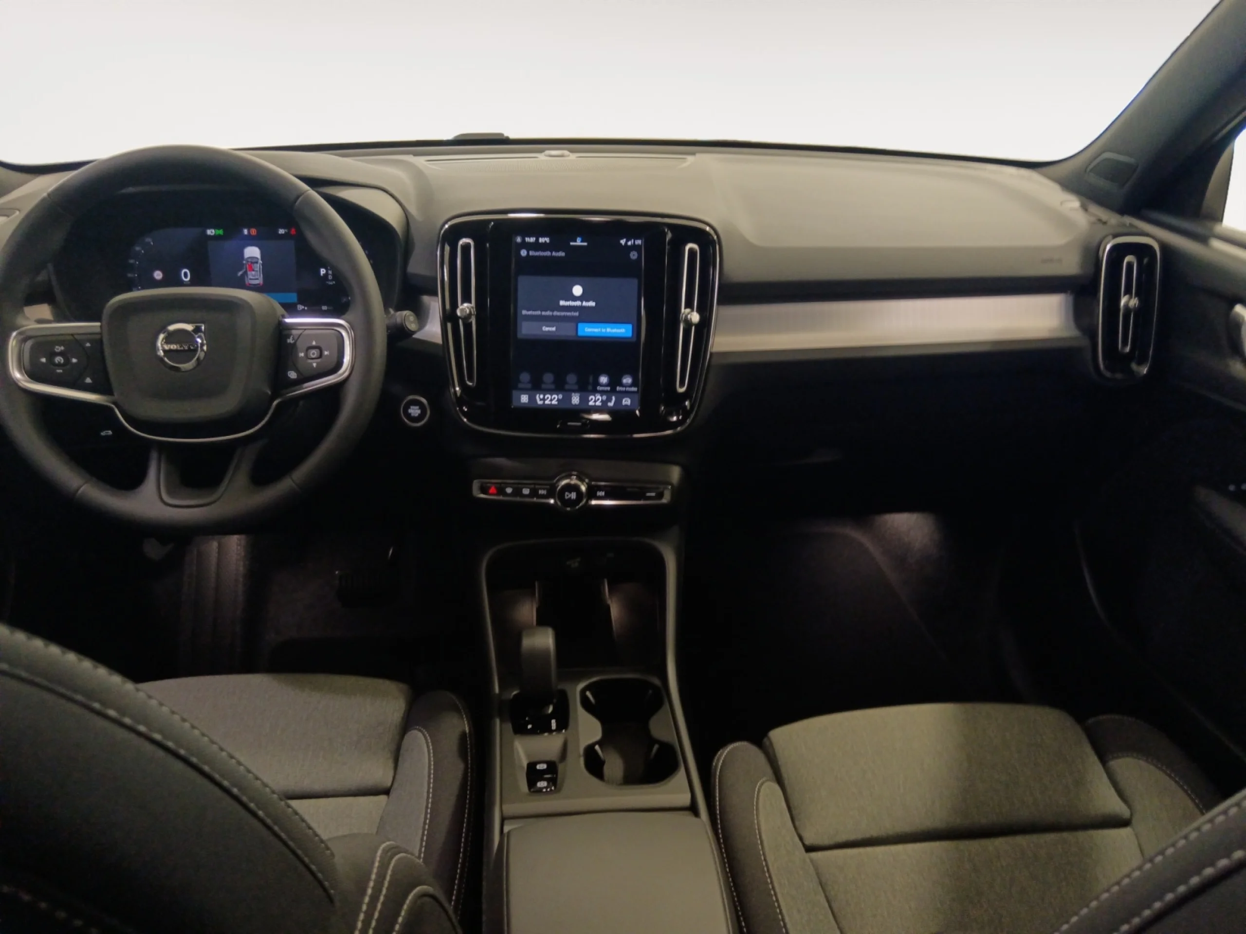 VOLVO XC40 2.0 B3 G CORE AUTO - Foto 4