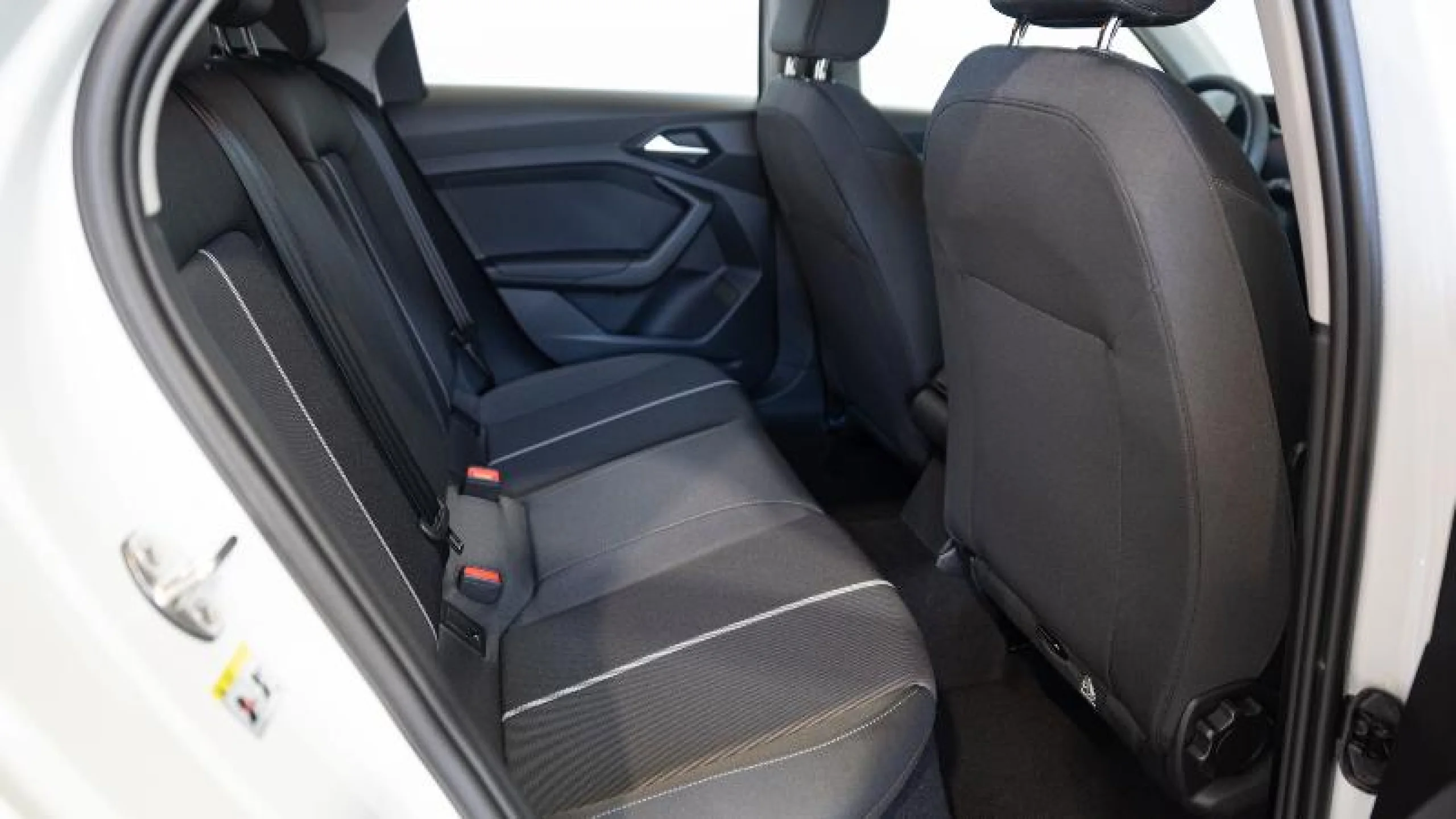 AUDI A1 SPORTBACK ADVANCED 25 TFSI 70KW (95CV) - Foto 8