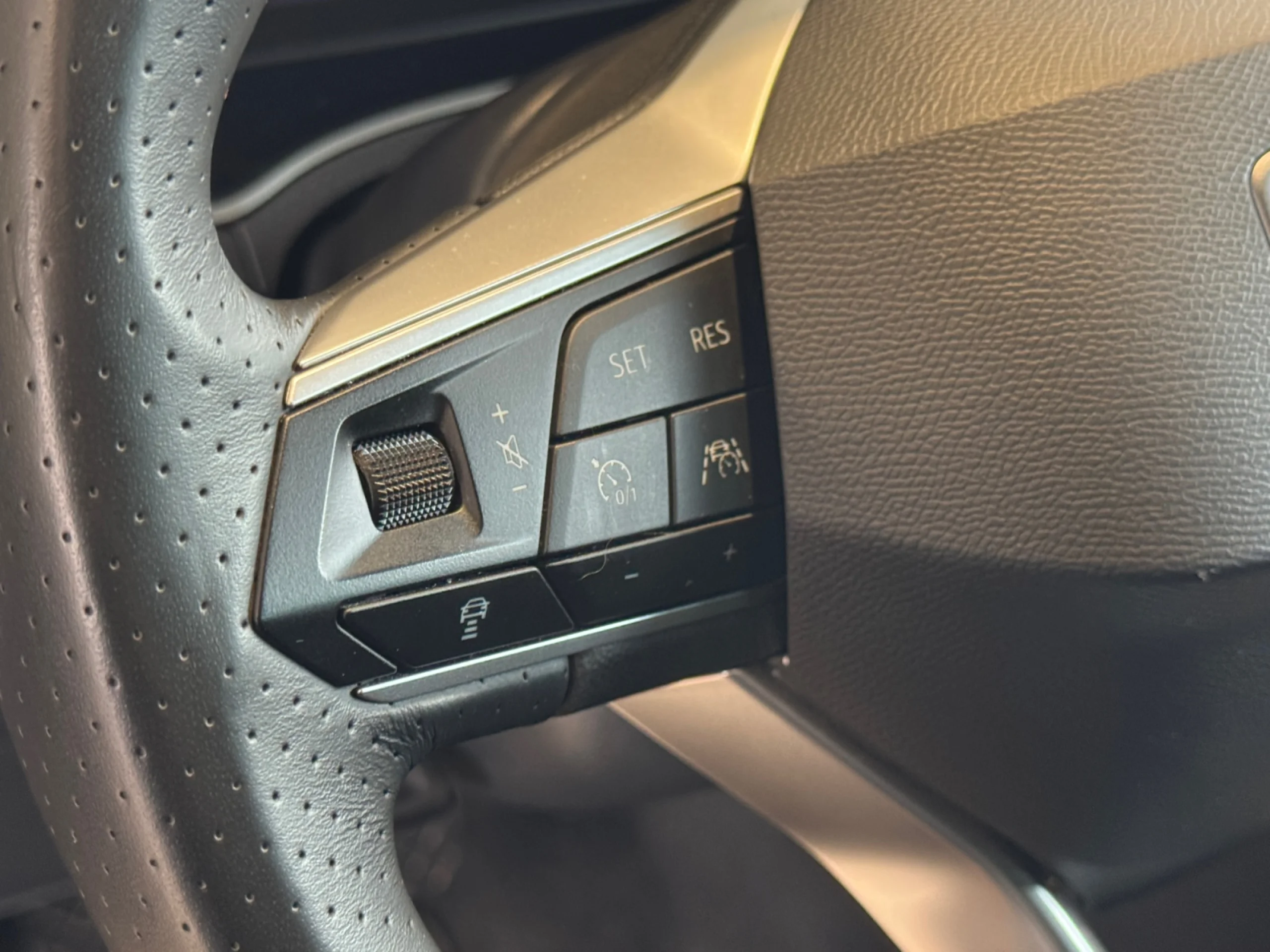 SEAT ARONA 1.0 TSI 85KW (115CV) FR SPECIAL EDITION - Foto 11