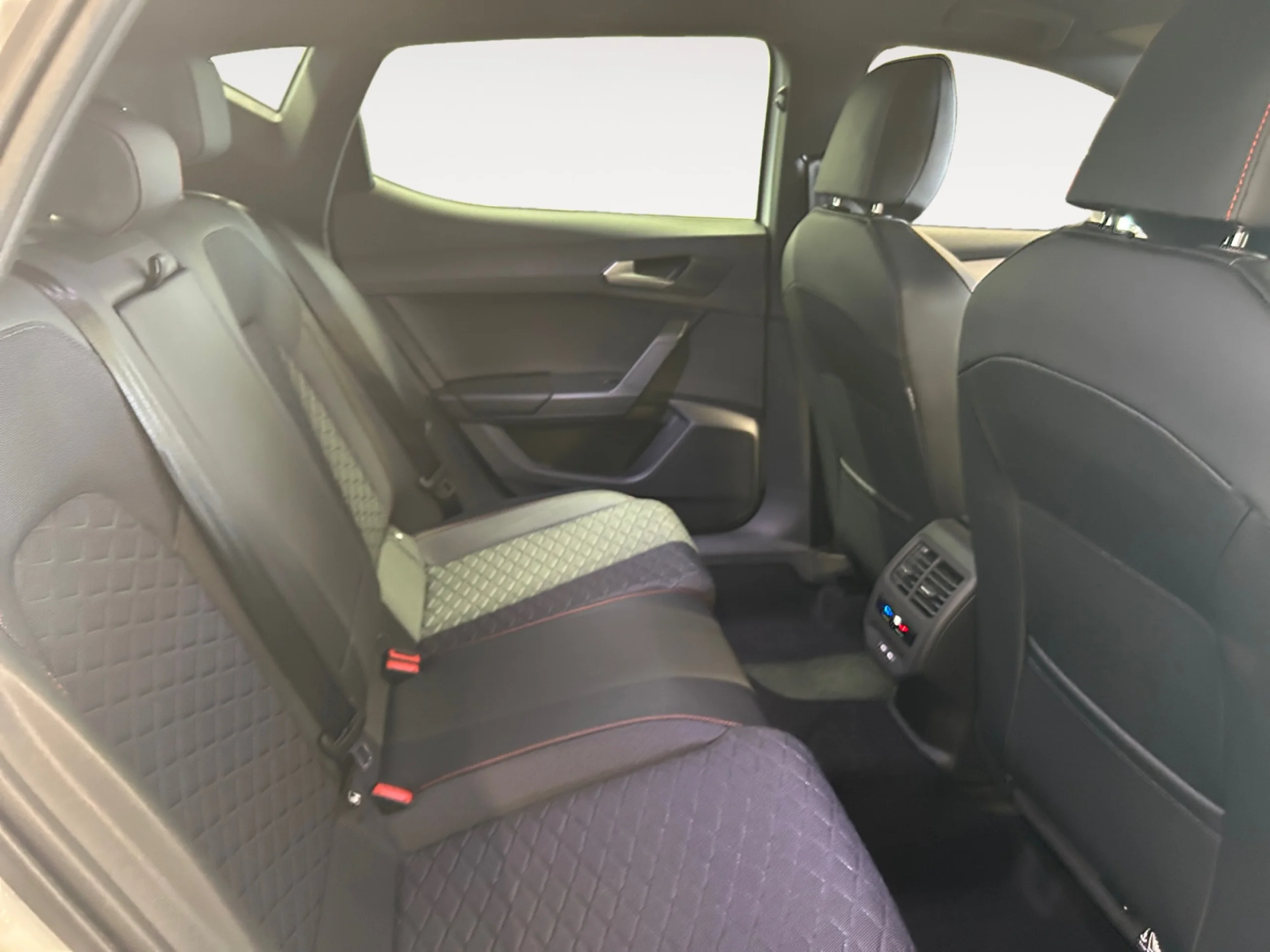 SEAT LEON 1.5 ETSI 85KW DSG S&S FR SPEC EDITION - Foto 6