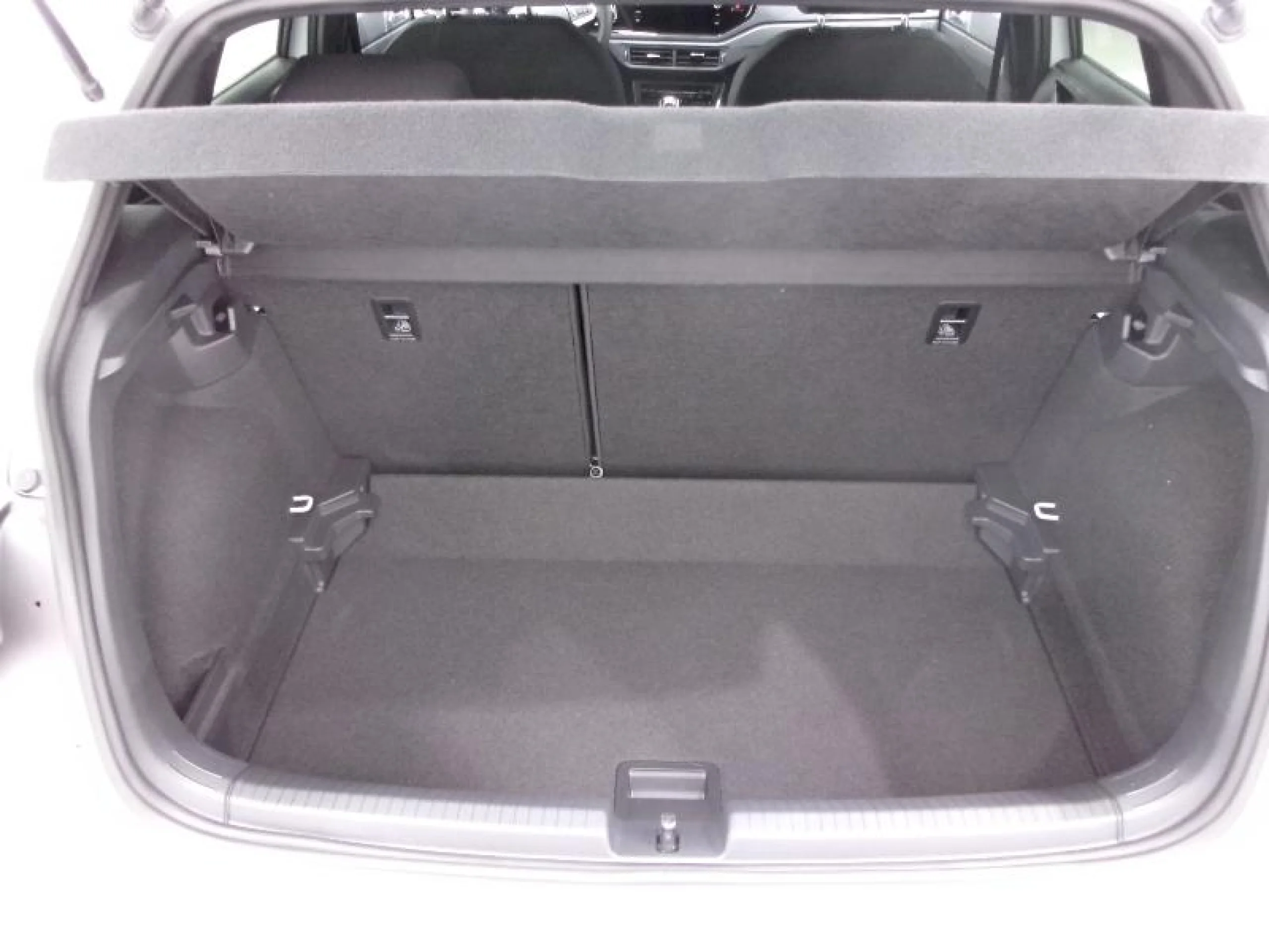 VOLKSWAGEN POLO R LINE 1.0 TSI 70KW (95CV) - Foto 7