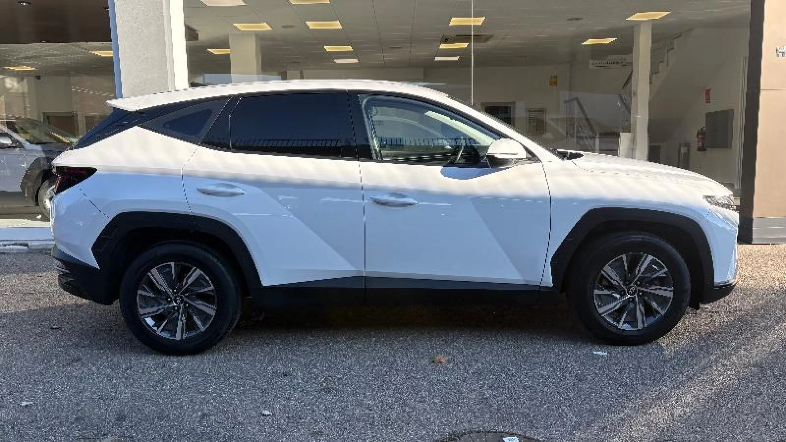 HYUNDAI TUCSON 1.6 CRDI 85KW (115CV) KLASS - Foto 4