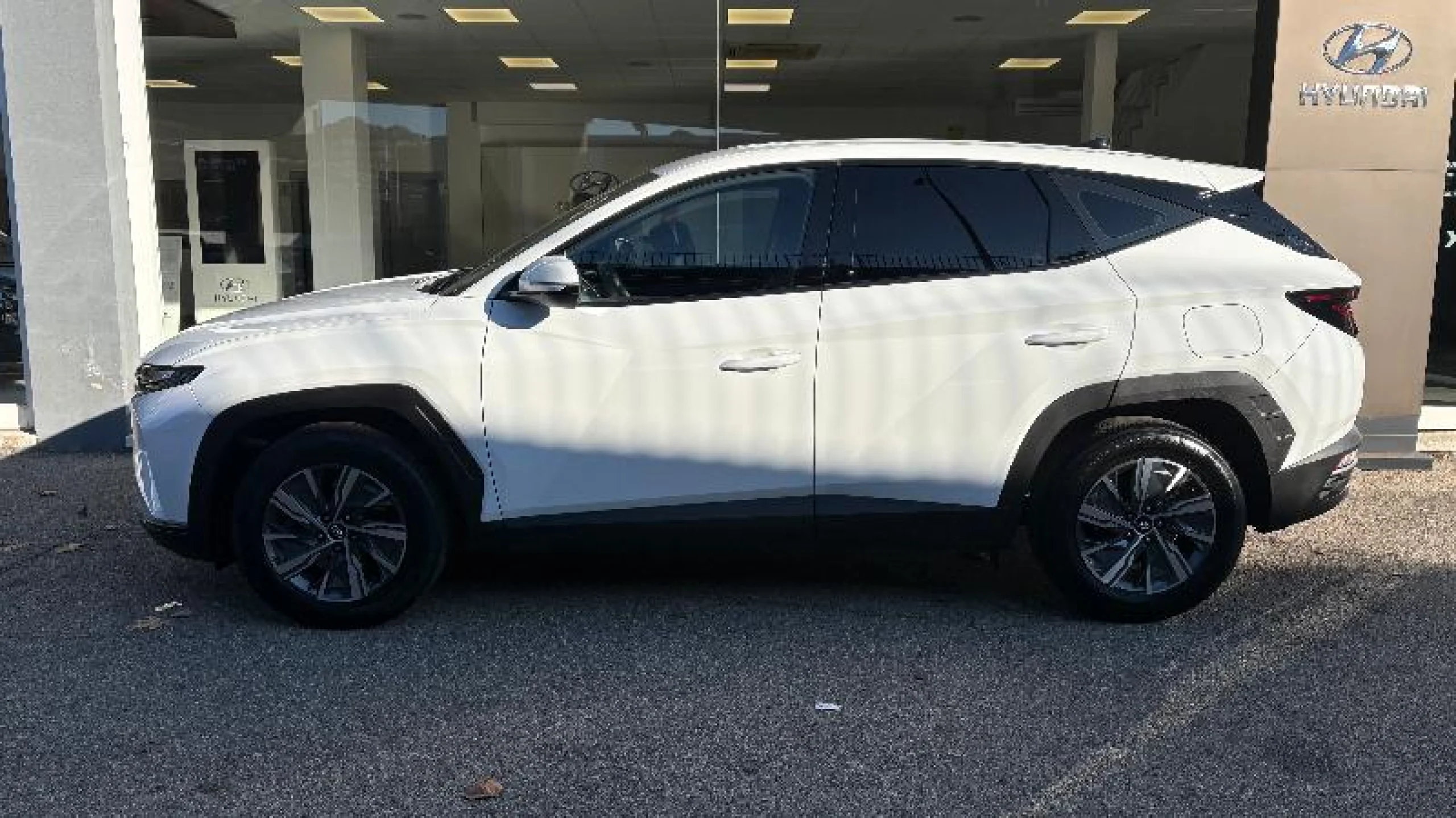 HYUNDAI TUCSON 1.6 CRDI 85KW (115CV) KLASS - Foto 8