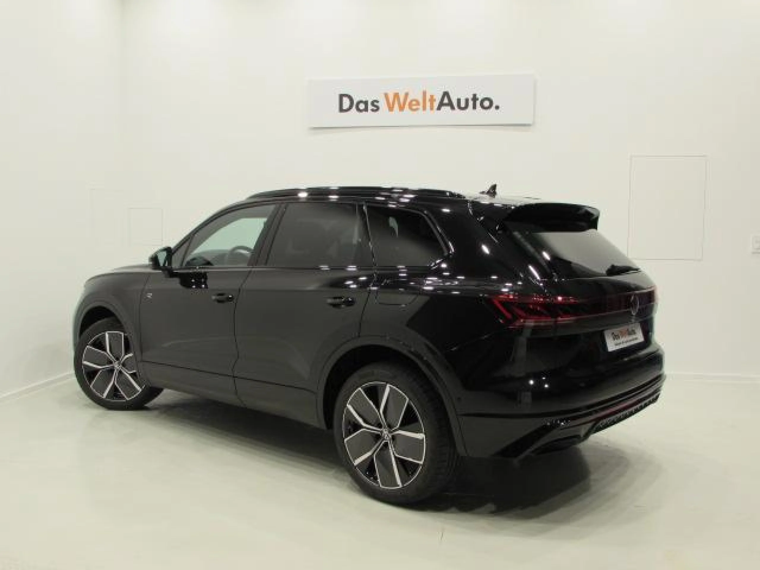 VOLKSWAGEN TOUAREG R 3.0 V6 TSI 340KW TIP 4M - Foto 2