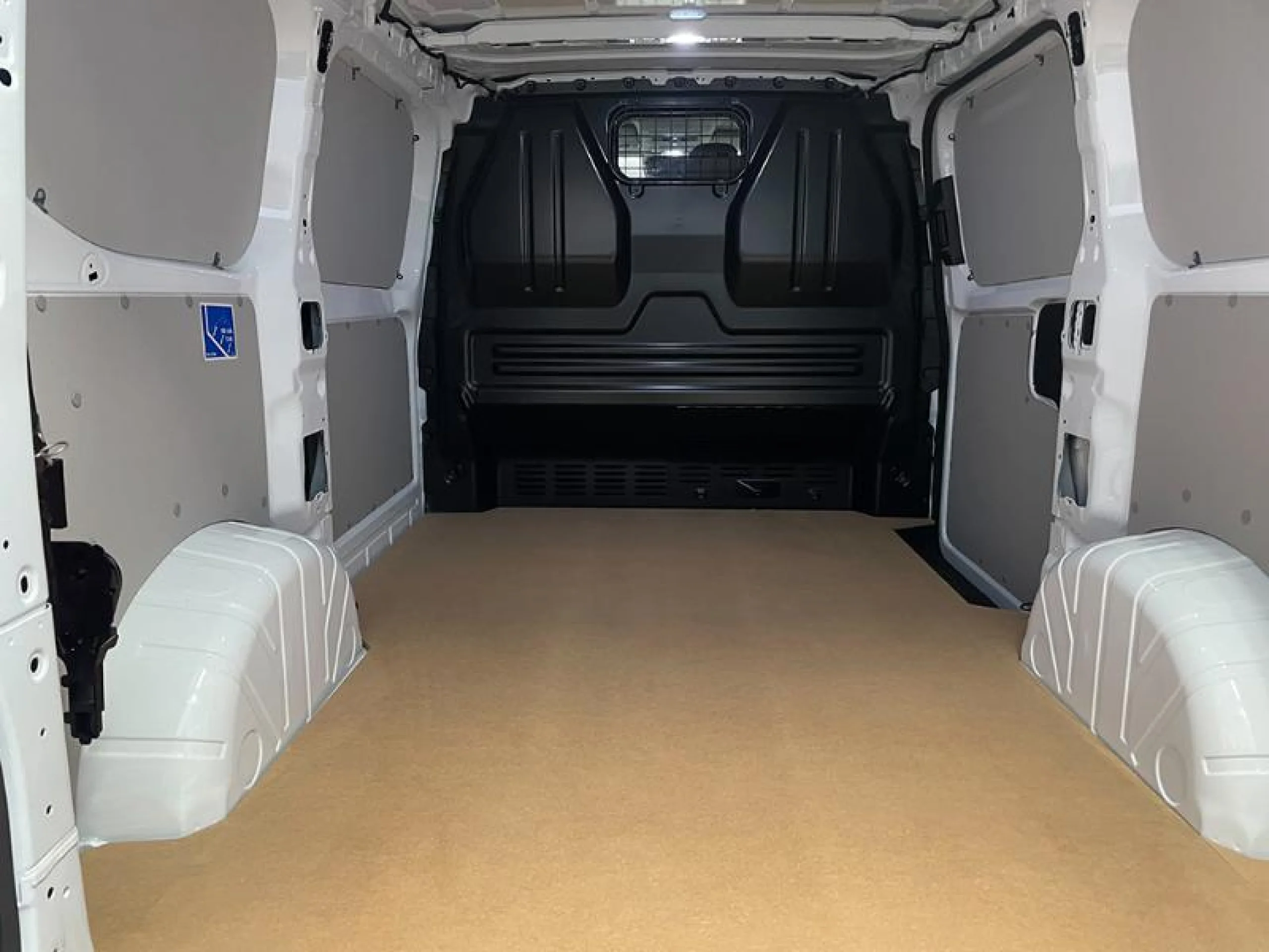 VW COMERCIALES Transporter TRANSPORTER   FURG N  BATALLA CORTA  2.0 TDI 81 KW (110 CV) 6 VEL. - Foto 8