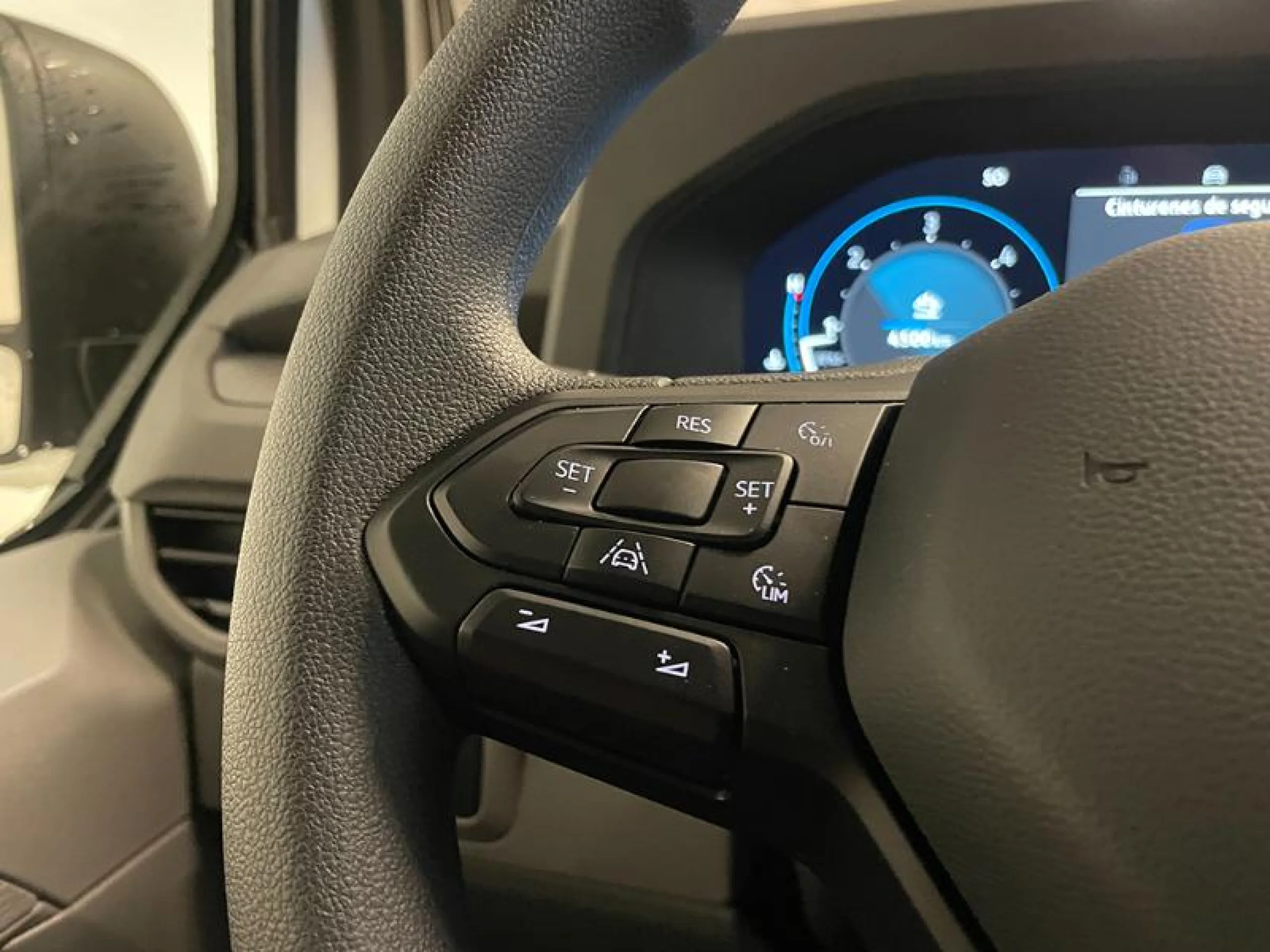 VW COMERCIALES Transporter TRANSPORTER   FURG N  BATALLA CORTA  2.0 TDI 81 KW (110 CV) 6 VEL. - Foto 11