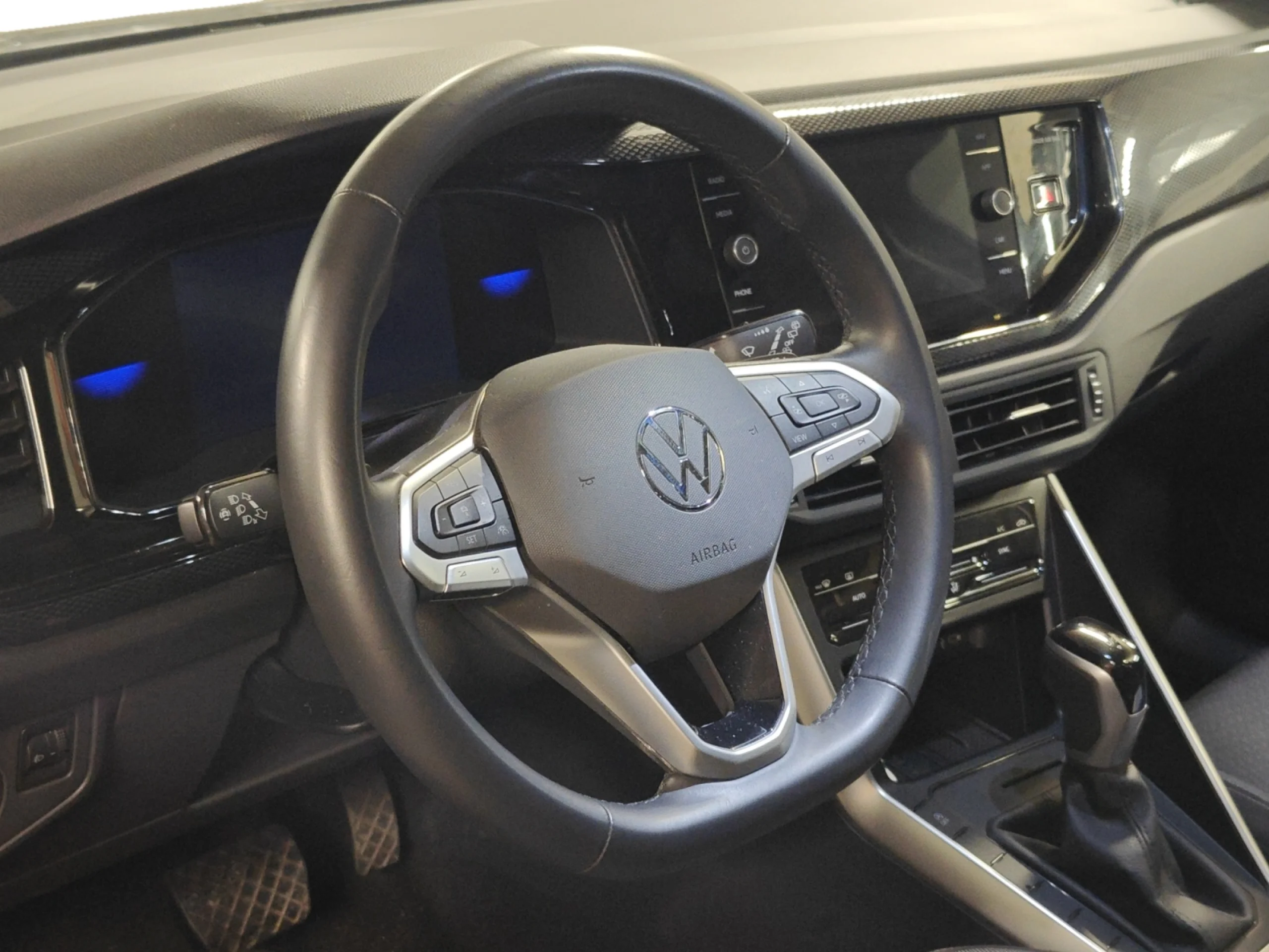 VOLKSWAGEN TAIGO TAIGO 1.0 TSI 85KW (115CV) DSG - Foto 9