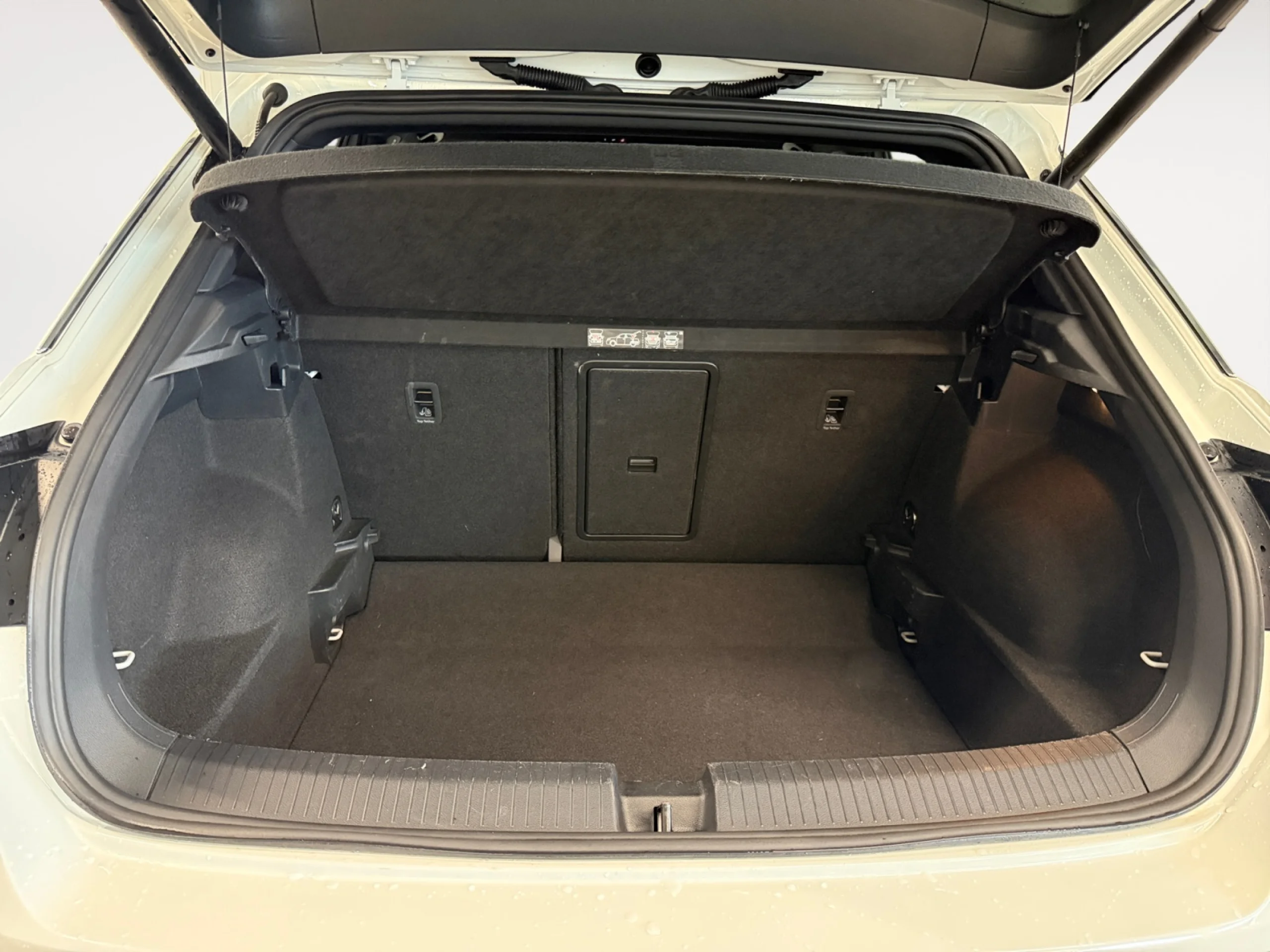 VOLKSWAGEN T ROC SPORT 1.5 TSI 110KW (150CV) DSG - Foto 7