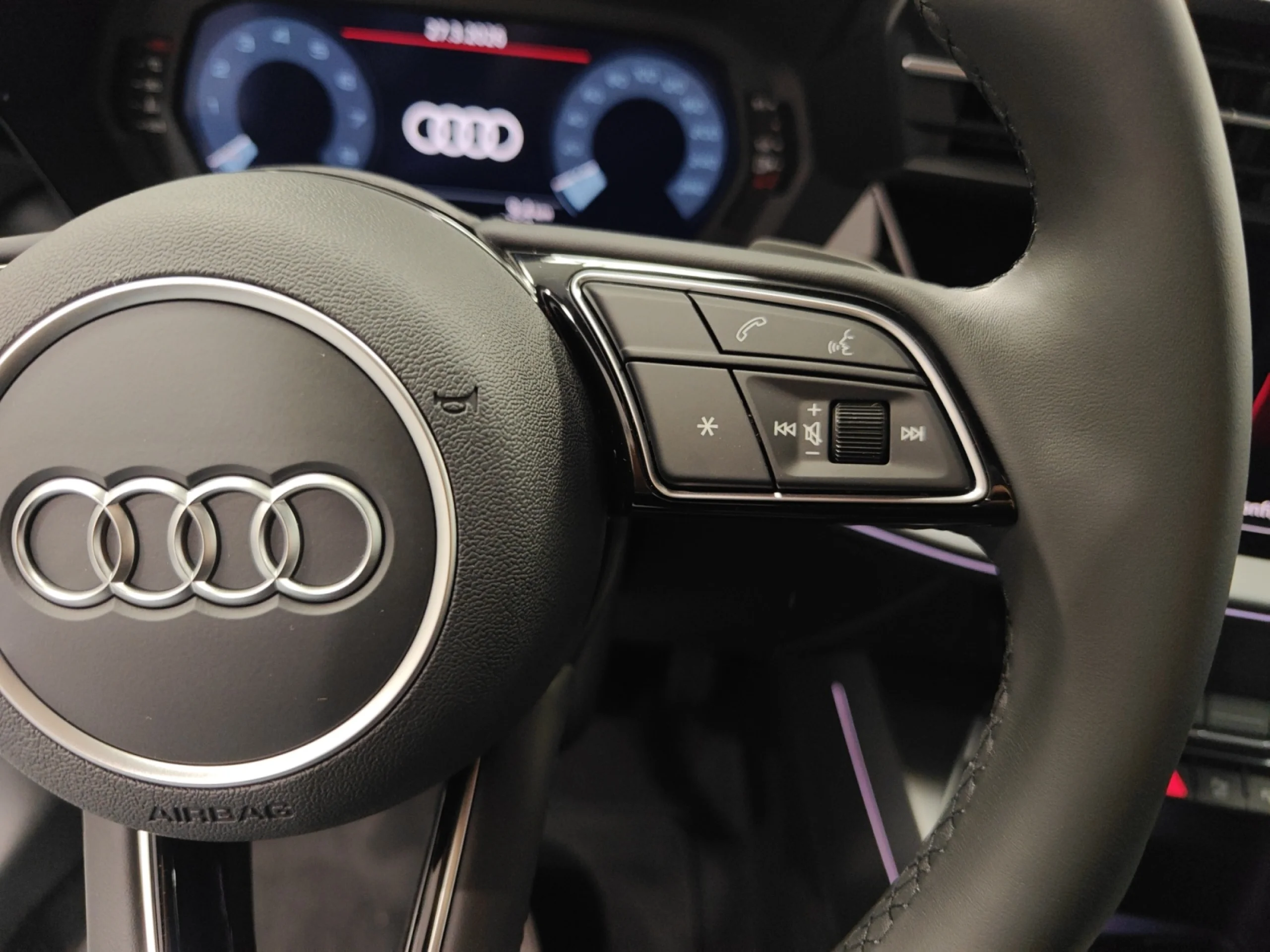 AUDI A3 ALLSTREET ADVANCED 35 TFSI 110KW S TRONI - Foto 10