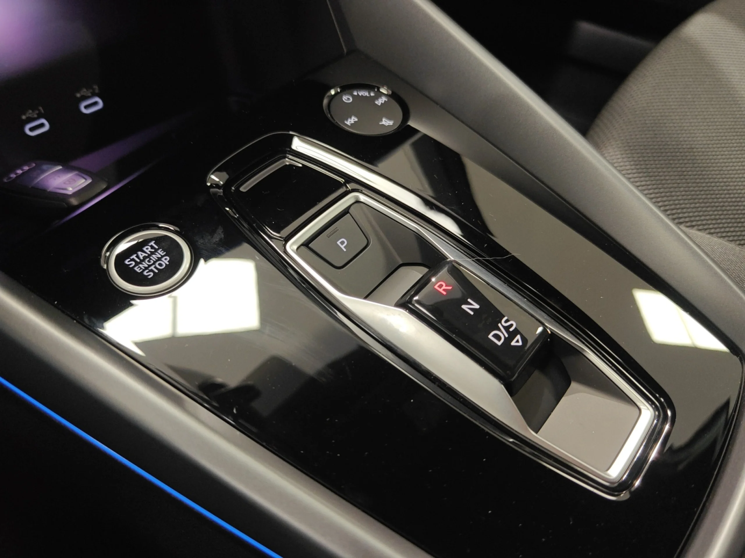 AUDI A3 ALLSTREET ADVANCED 35 TFSI 110KW S TRONI - Foto 17