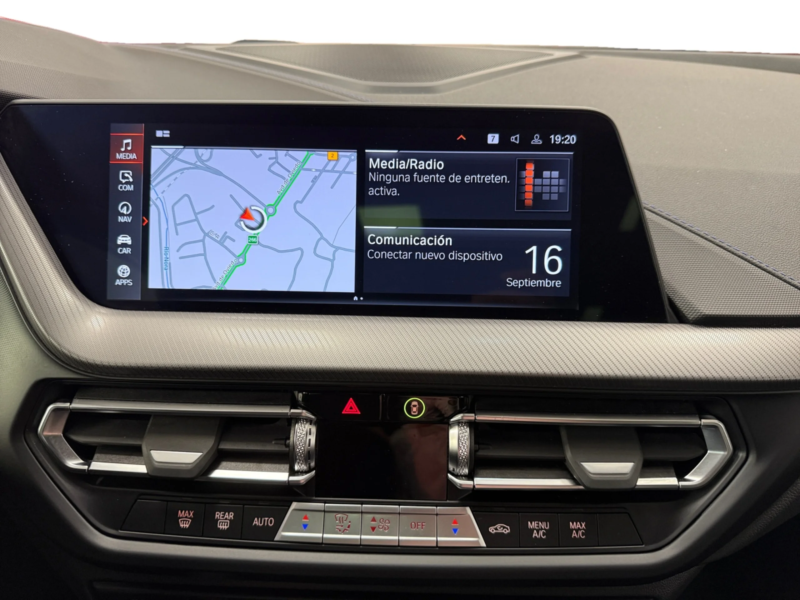 BMW SERIE 1 118I - Foto 9