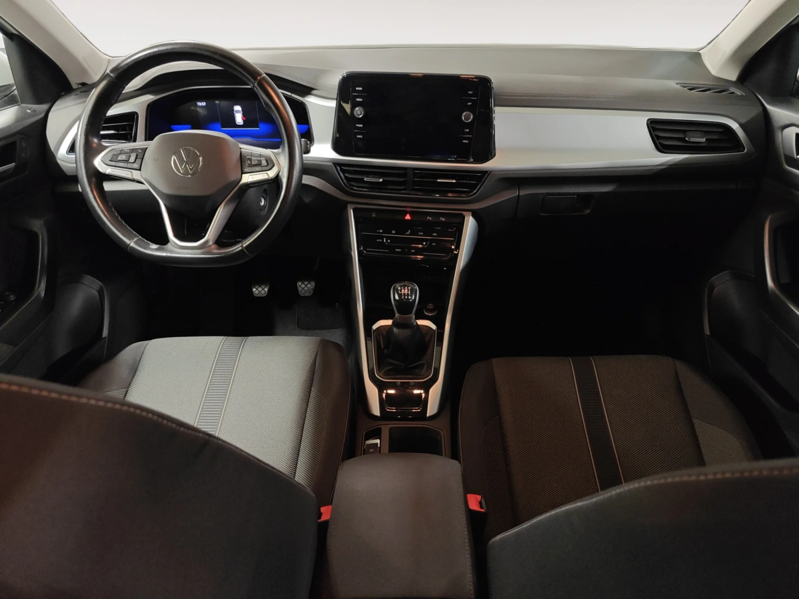 VOLKSWAGEN T ROC LIFE 2.0 TDI 110KW (150CV) - Foto 4
