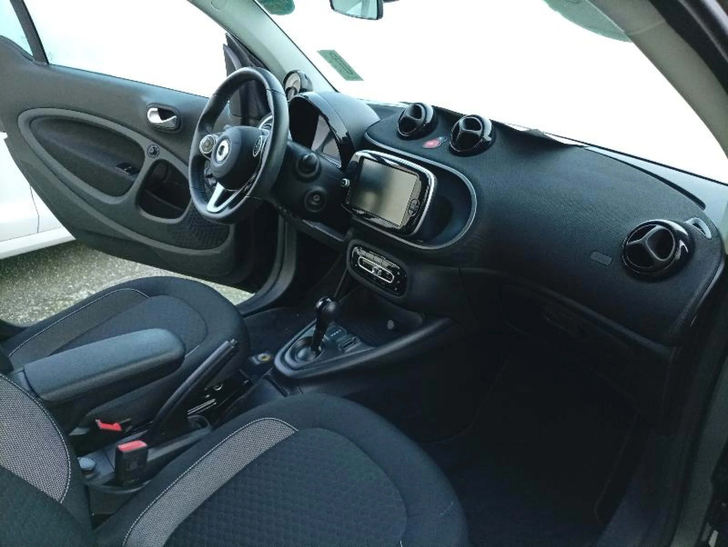 Smart Fortwo 60KW(81CV) EQ COUPE - Foto 7