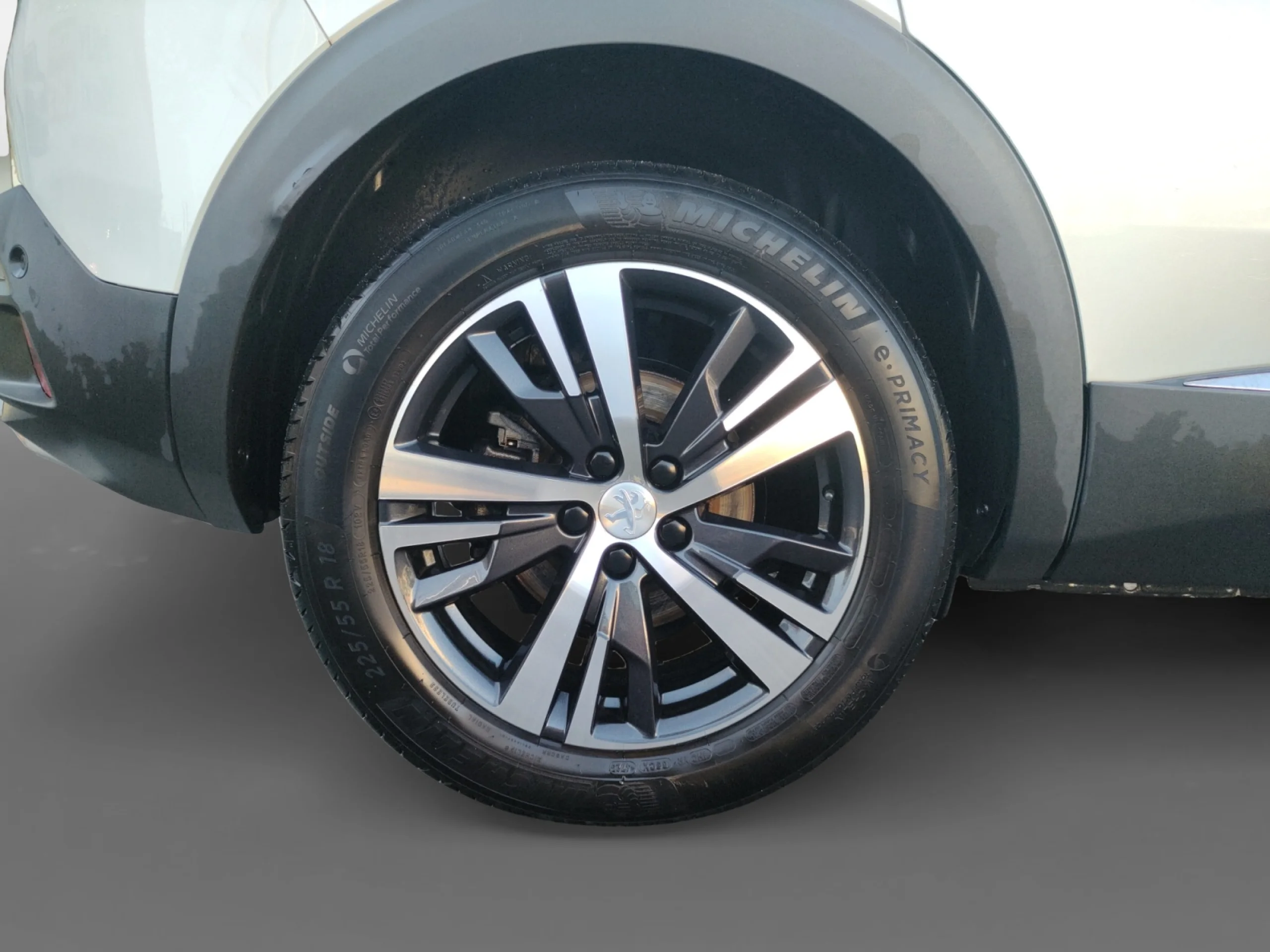 PEUGEOT 3008 1.5L BLUEHDI 96KW (130CV) S&S GT LINE - Foto 7