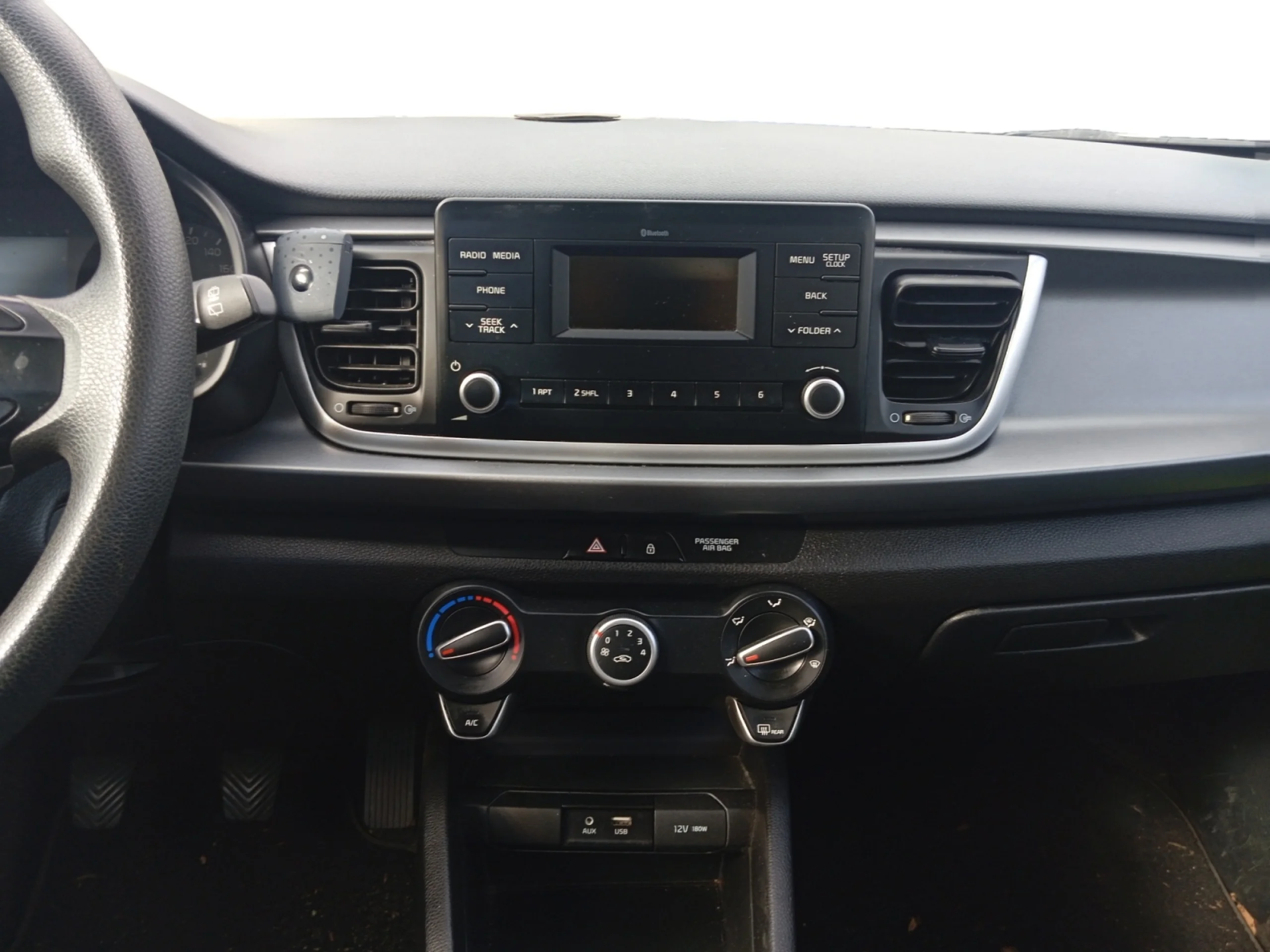 KIA Rio 1.2 CVVT 62KW (84CV) BUSINESS - Foto 9
