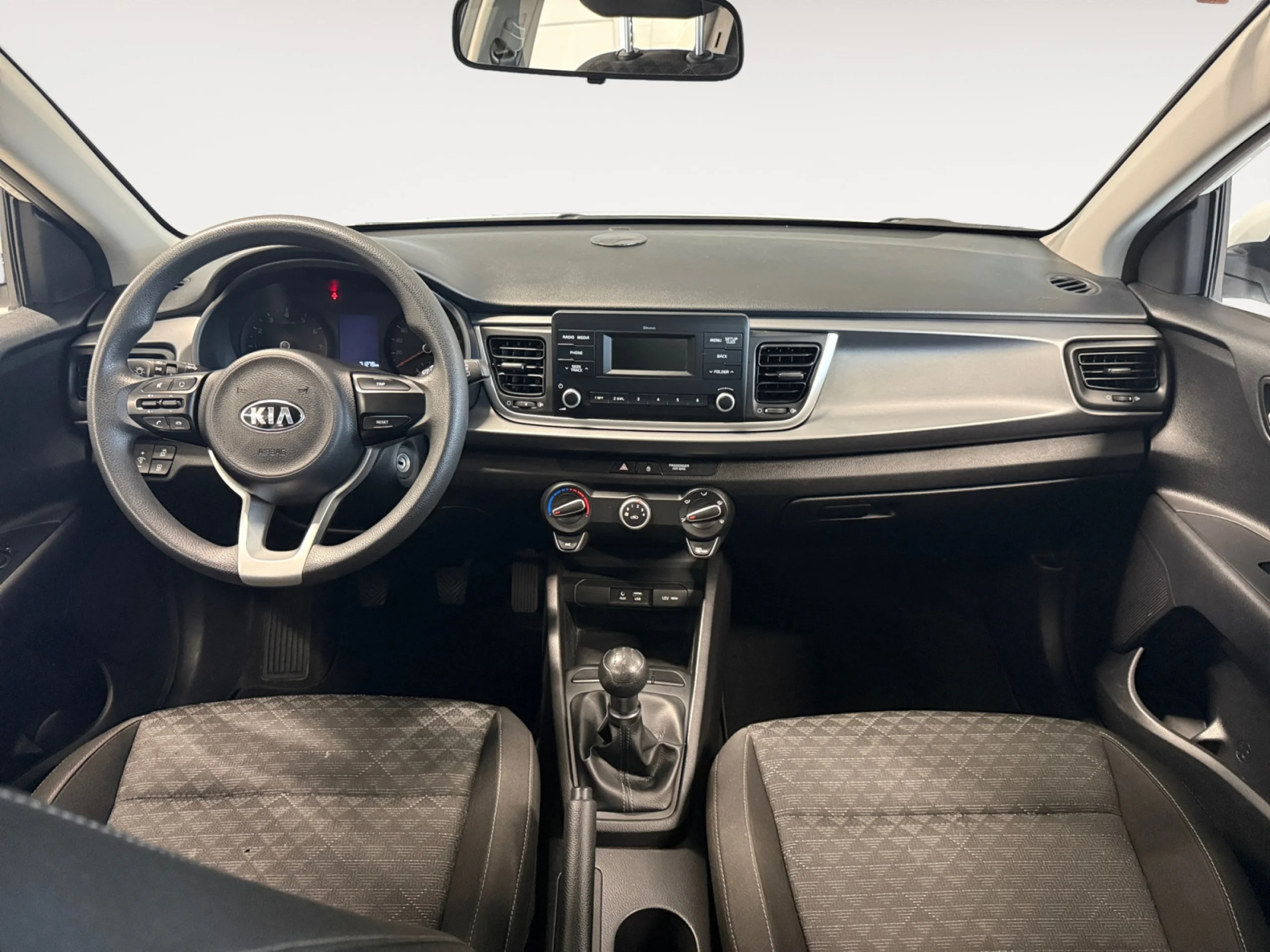 KIA Rio 1.2 CVVT 62KW (84CV) BUSINESS - Foto 4
