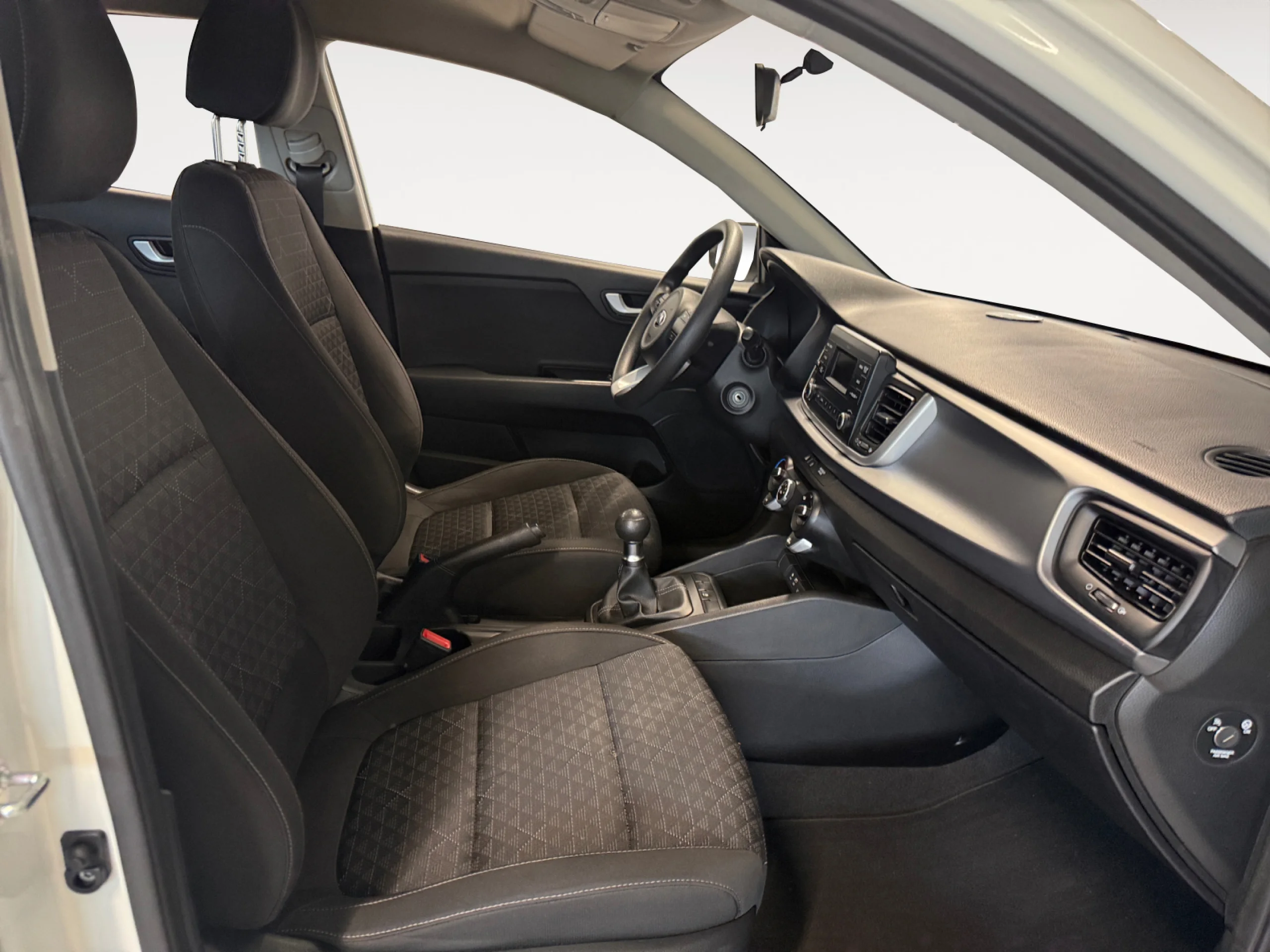KIA Rio 1.2 CVVT 62KW (84CV) BUSINESS - Foto 5