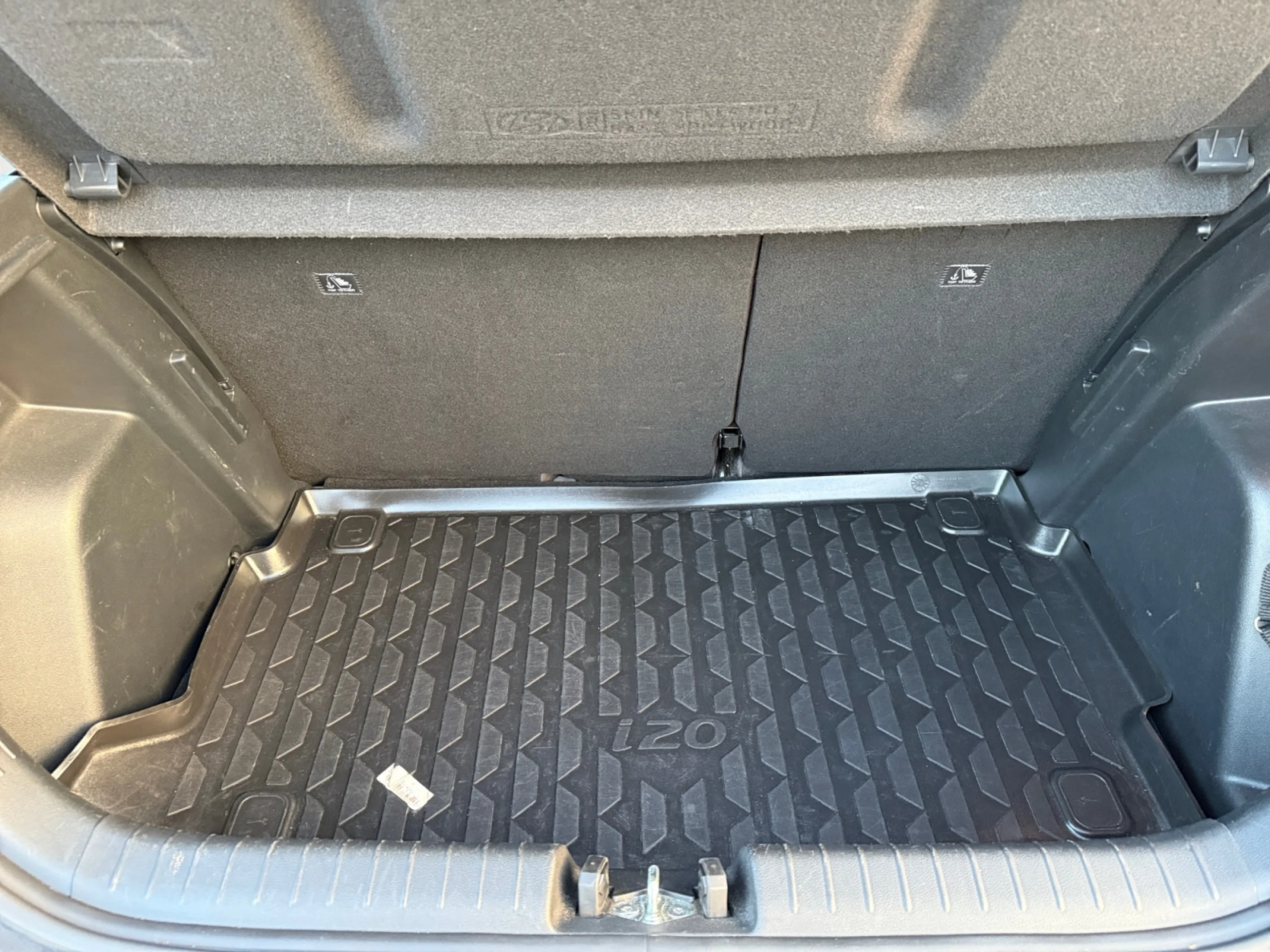 HYUNDAI I20 1.0 TGDI 74KW (100CV) KLASS - Foto 7