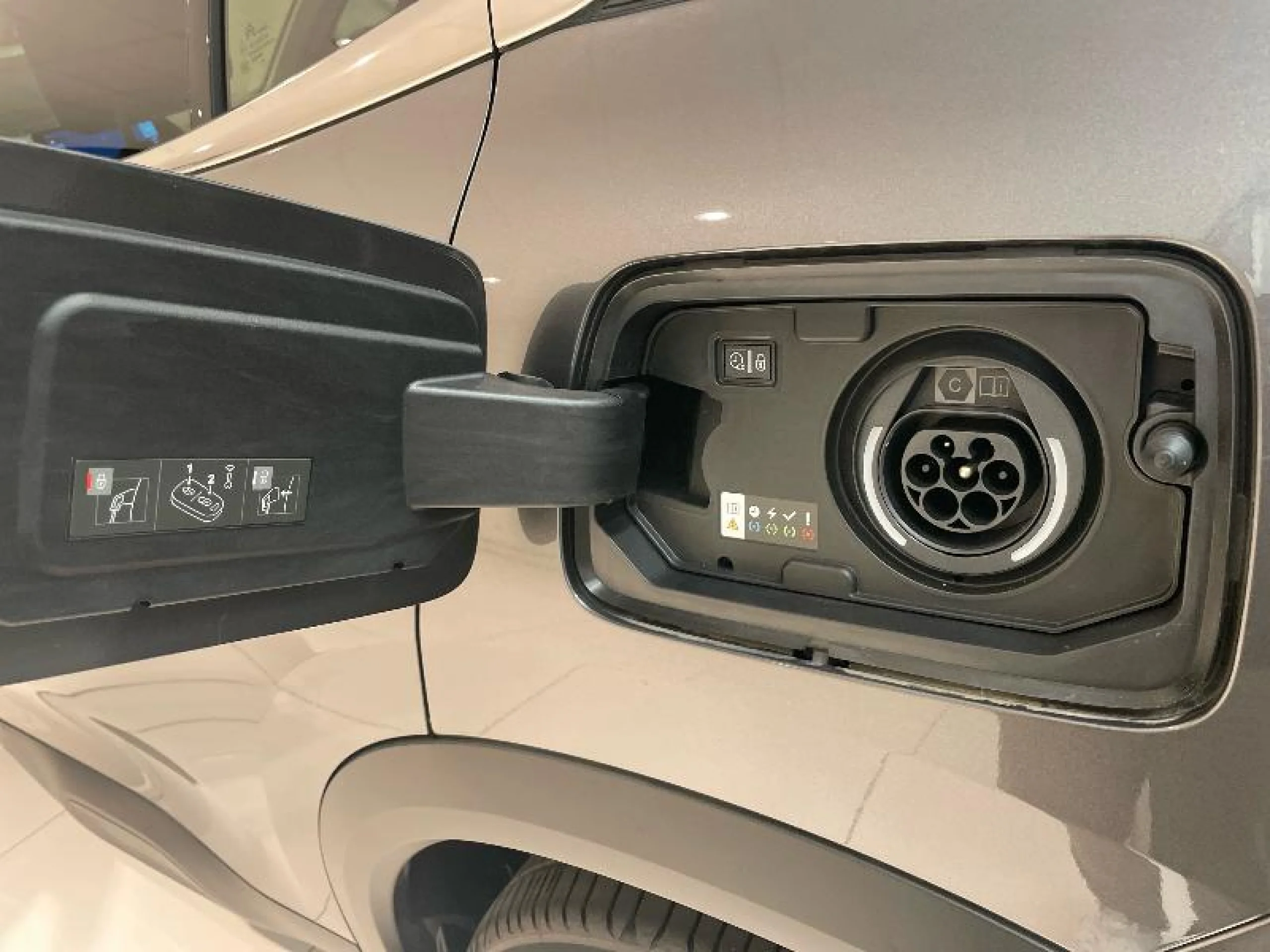 CITROEN C5 AIRCROSS HYBRID 225 E EAT8 SHINE PACK - Foto 17