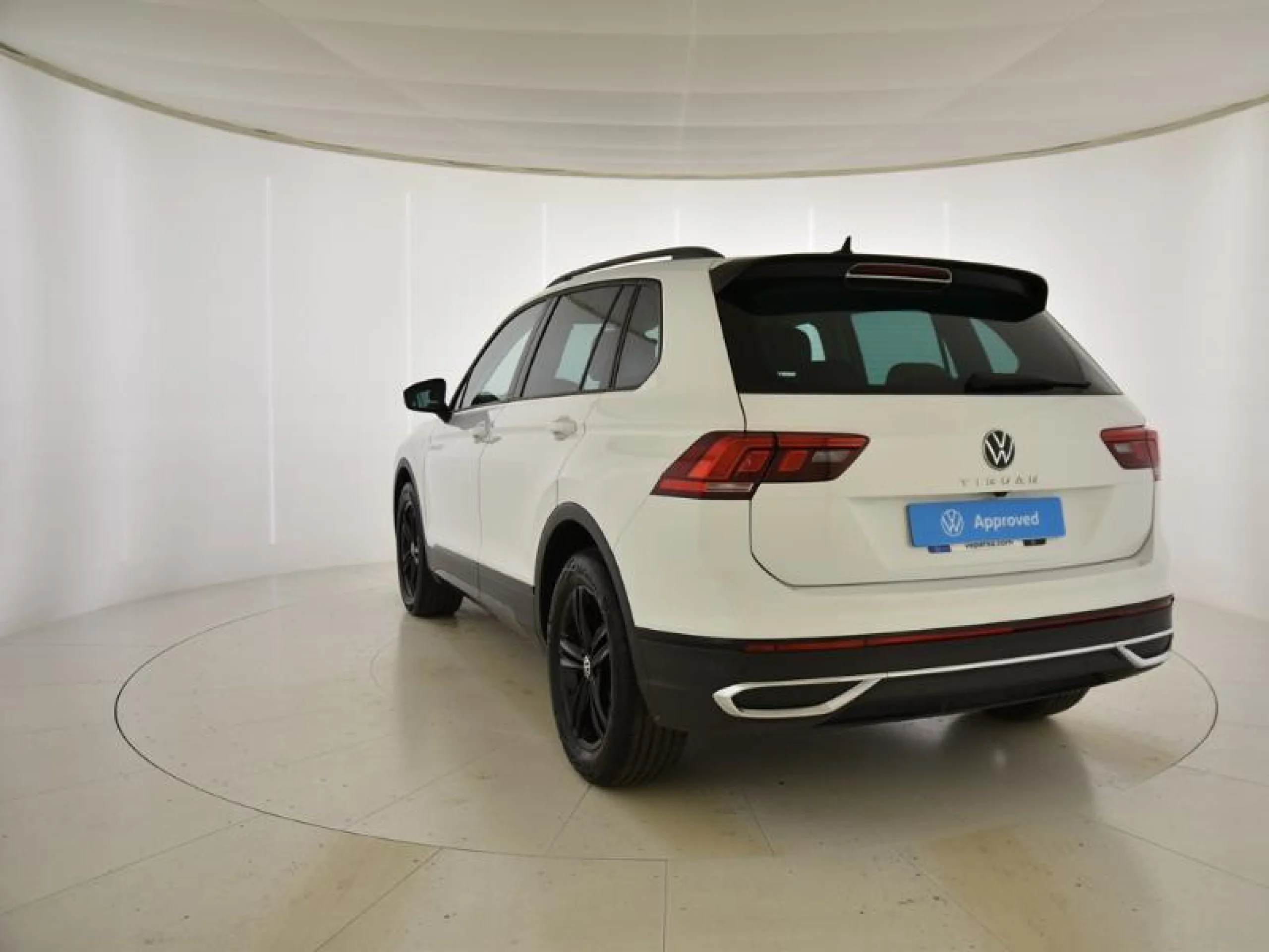 VOLKSWAGEN TIGUAN URBAN SPORT 2.0 TDI 110KW (150CV) DSG - Foto 2