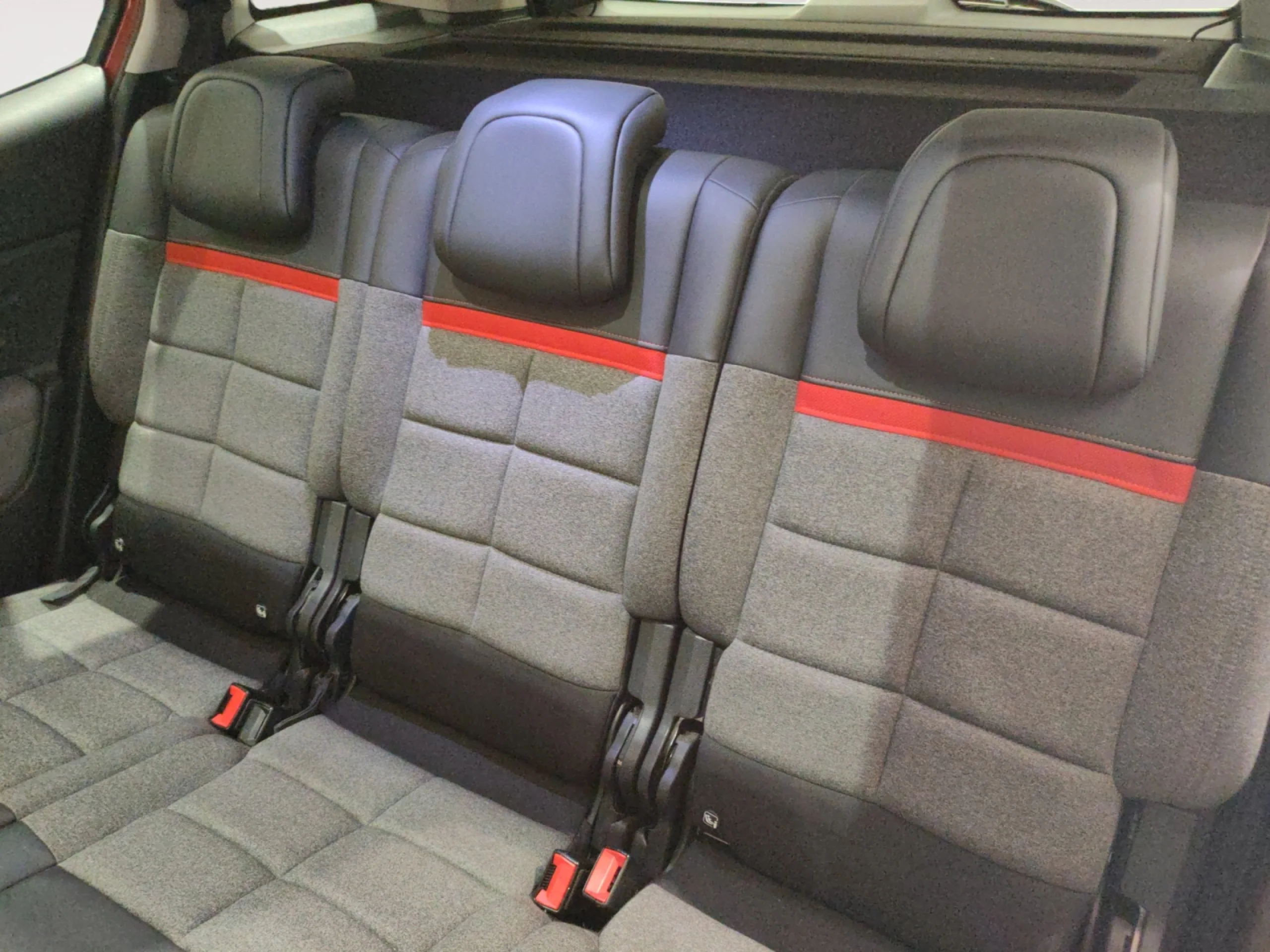 CITROEN C5 AIRCROSS BLUEHDI 96KW (130CV) S&S EAT8 FEEL - Foto 6