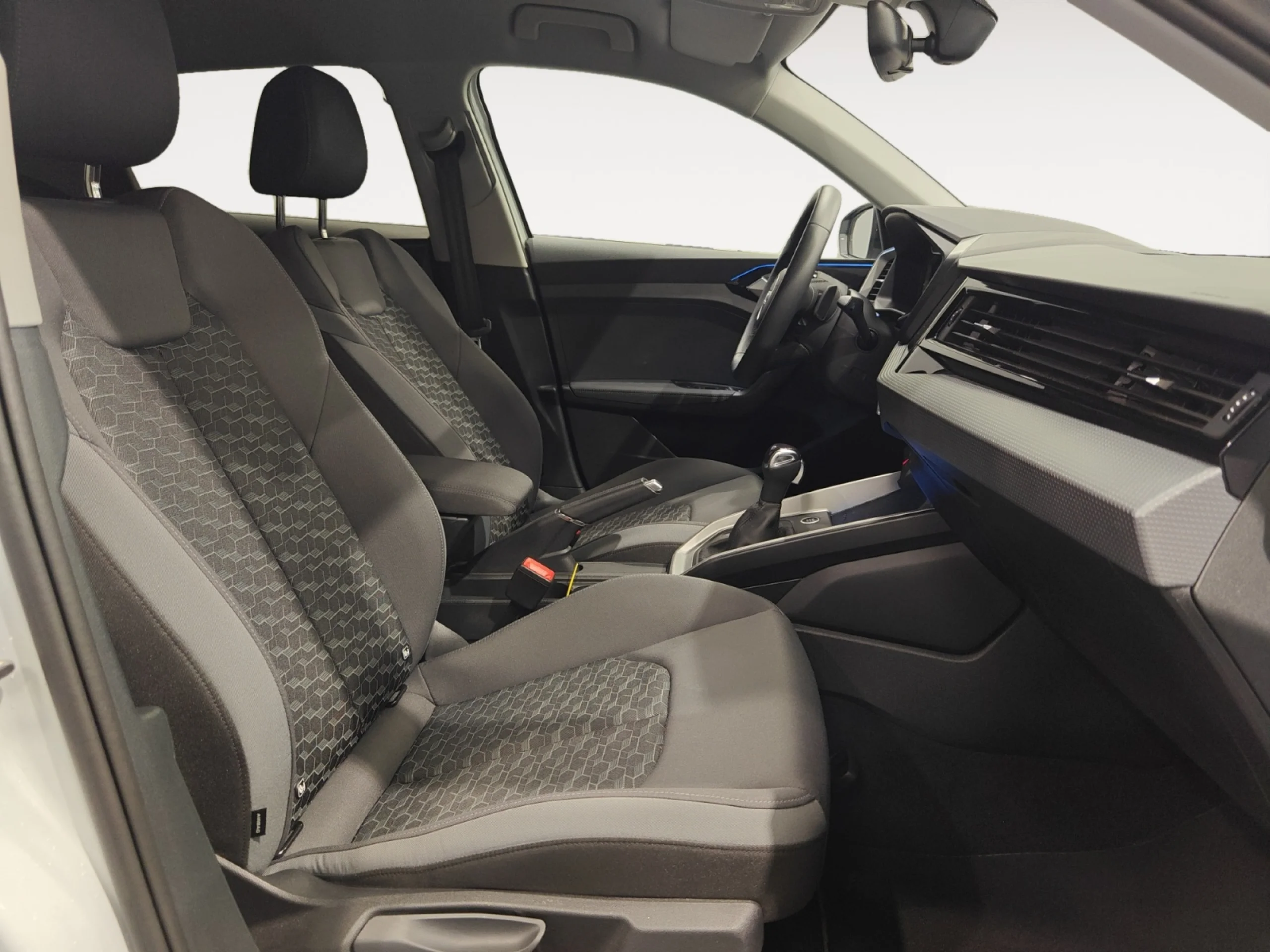 AUDI A1 SPORTBACK ADRENAL BLACK 30TFSI 85KW S TR - Foto 5