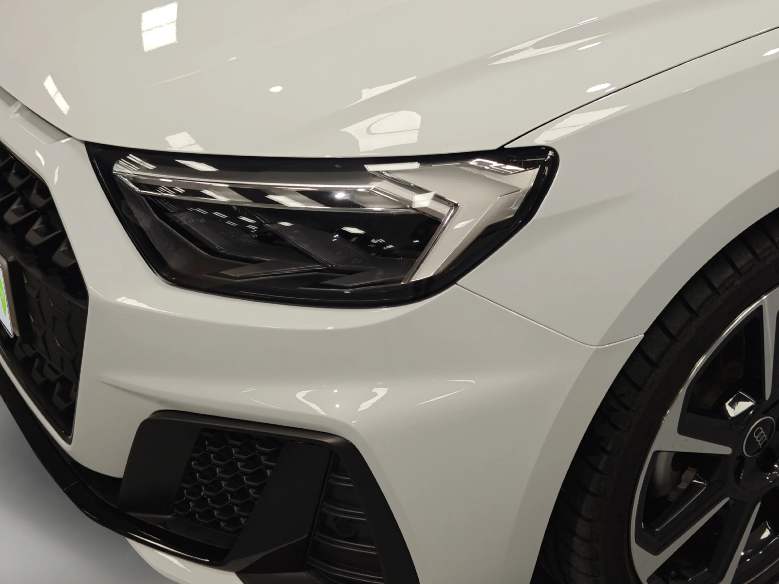 AUDI A1 SPORTBACK ADRENAL BLACK 30TFSI 85KW S TR - Foto 22