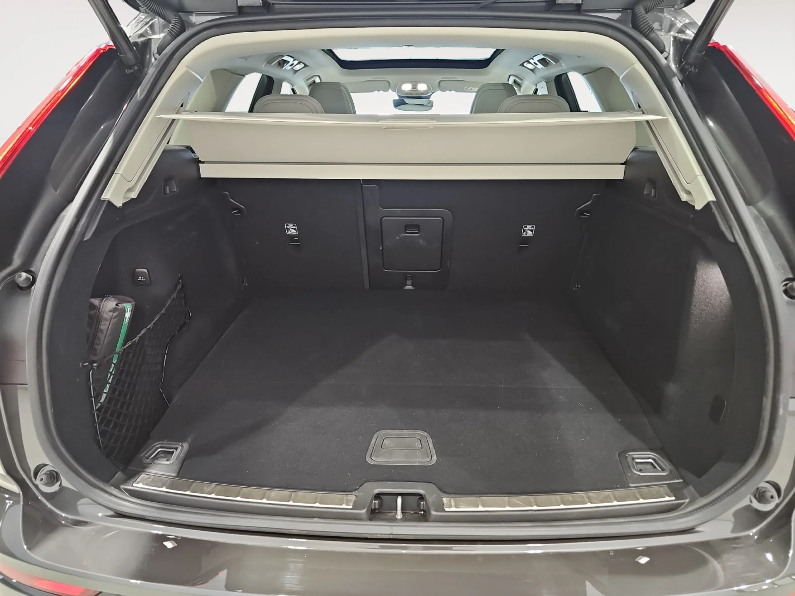 VOLVO XC60 2.0 T6 AWD RECHARGE ULTRA DARK AUTO - Foto 8