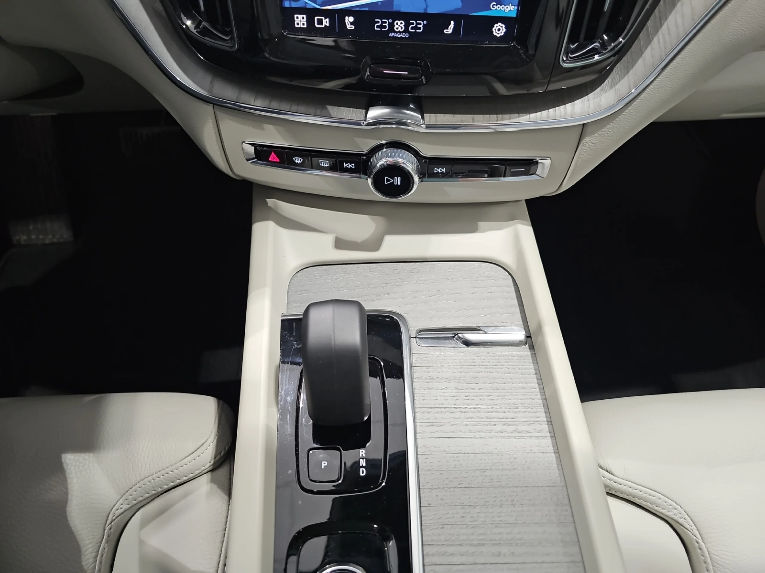 VOLVO XC60 2.0 T6 AWD RECHARGE ULTRA DARK AUTO - Foto 11