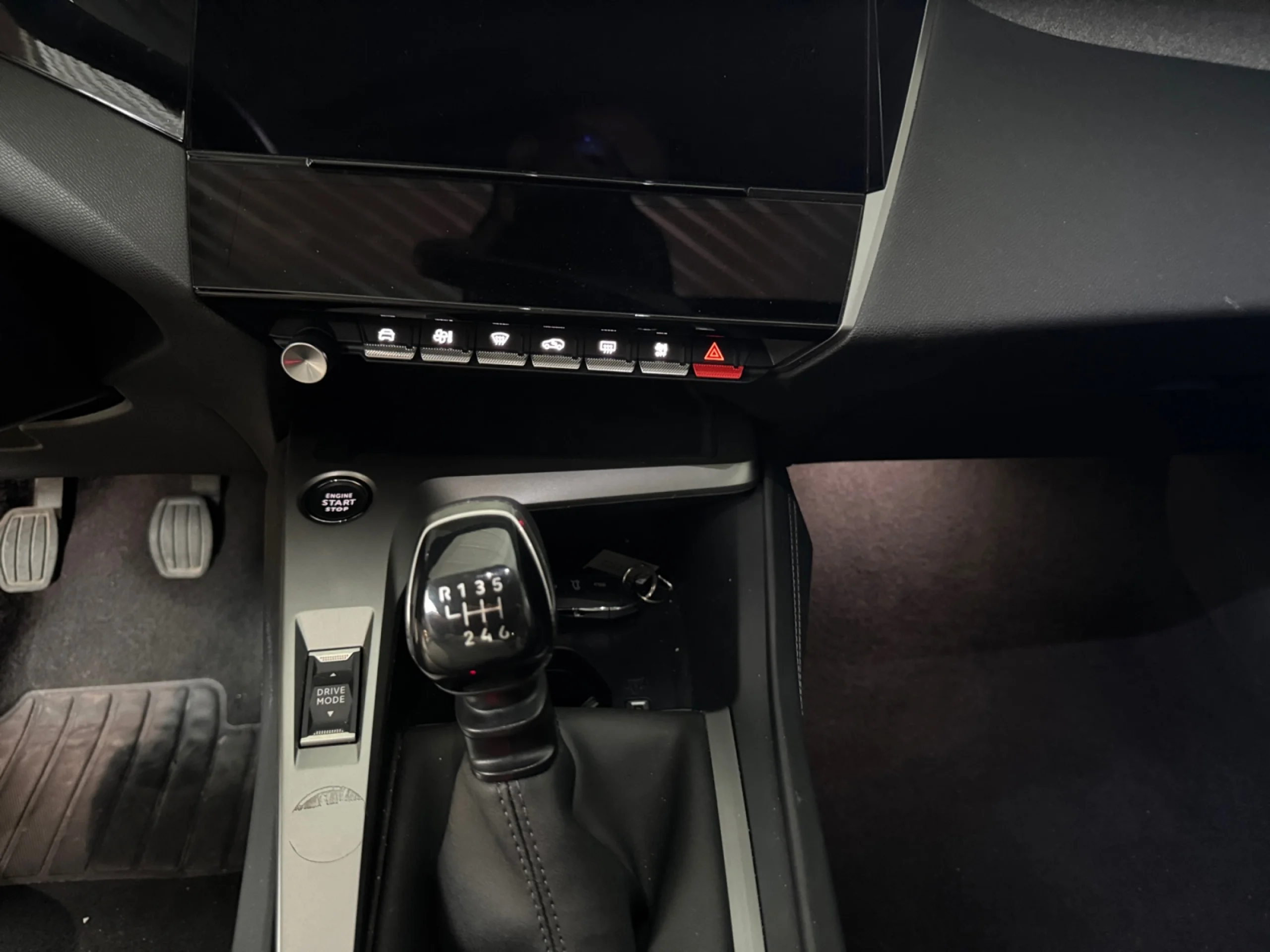 PEUGEOT 308 5P ALLURE PURETECH 130 S&S MAN - Foto 8