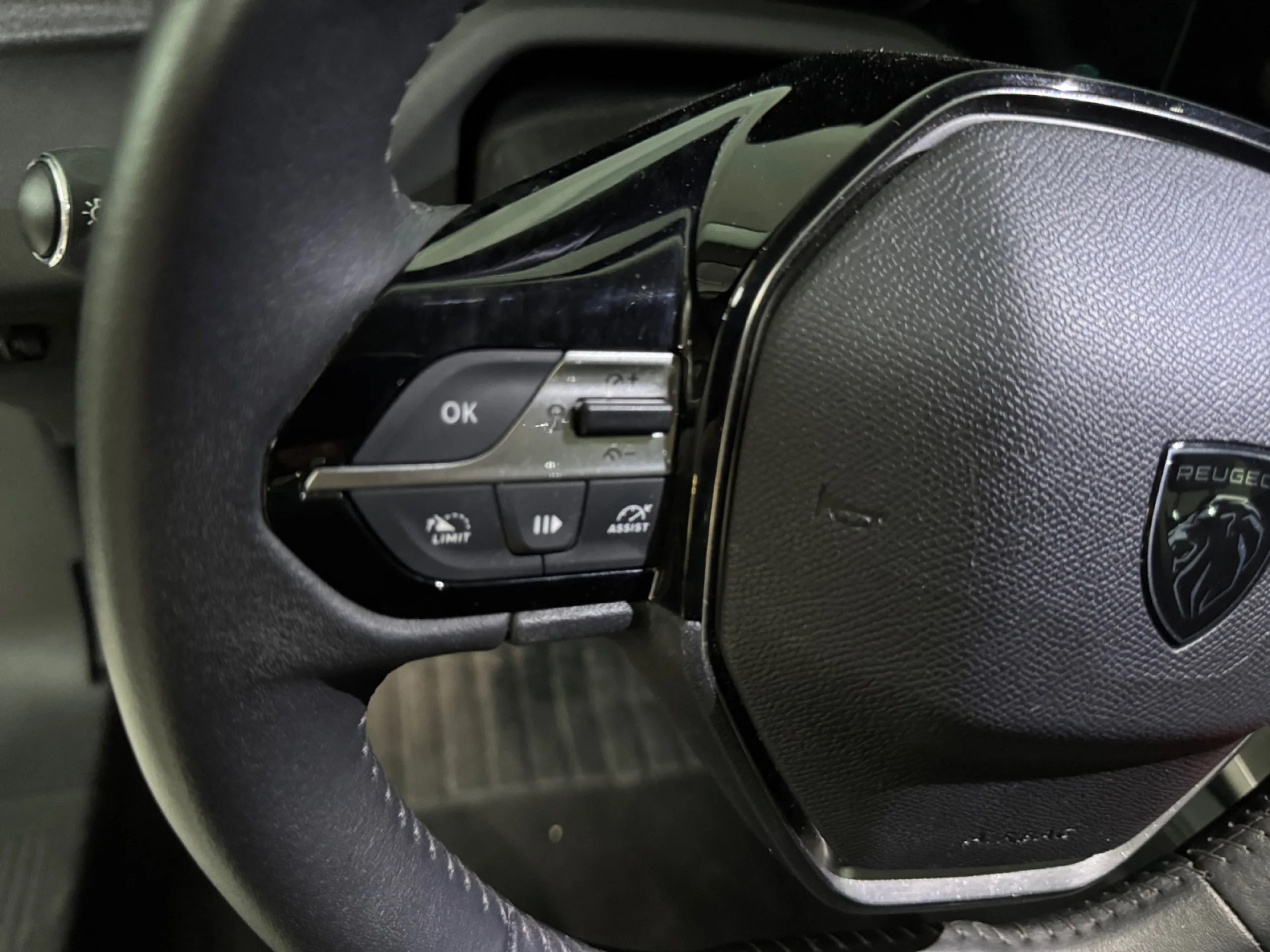 PEUGEOT 308 5P ALLURE PURETECH 130 S&S MAN - Foto 14