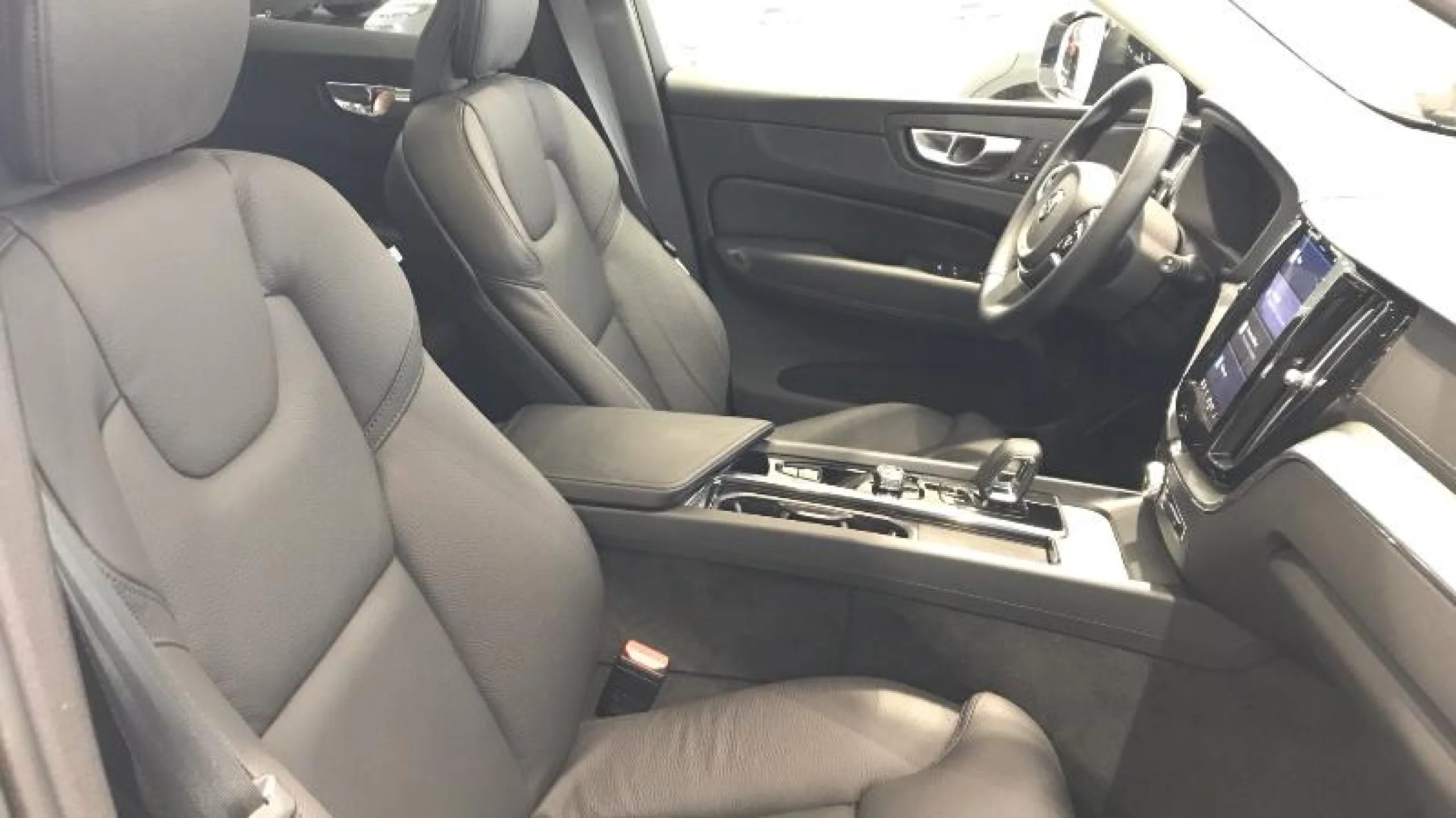 VOLVO XC60 2.0 T6 AWD RECHARGE ULTRA DARK AUTO - Foto 8