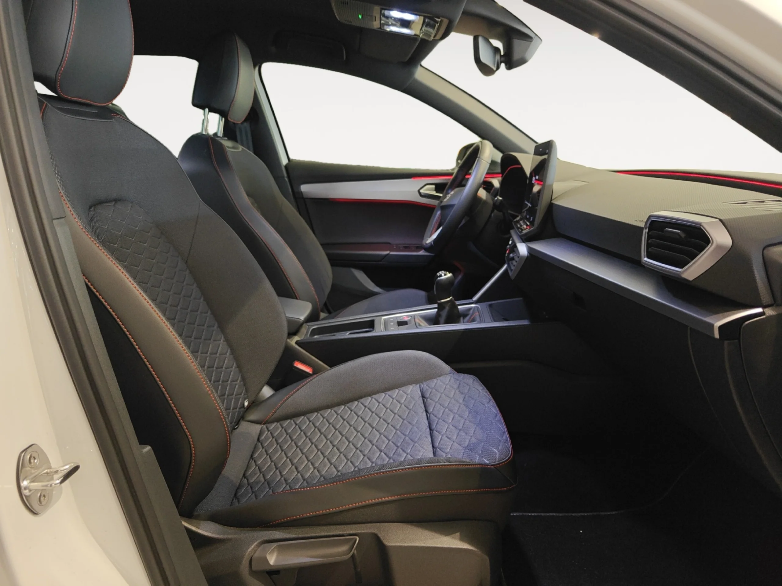 SEAT LEON SP 1.5 TSI 110KW FR SPECIAL EDITION - Foto 5