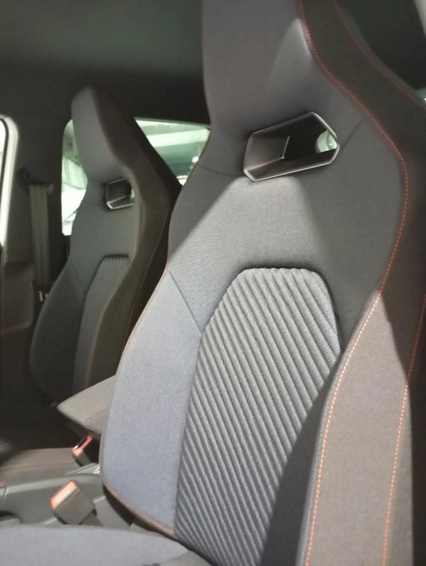SEAT IBIZA 1.0 TSI 85KW (115CV) FR 40 ANIVERSARIO - Foto 11
