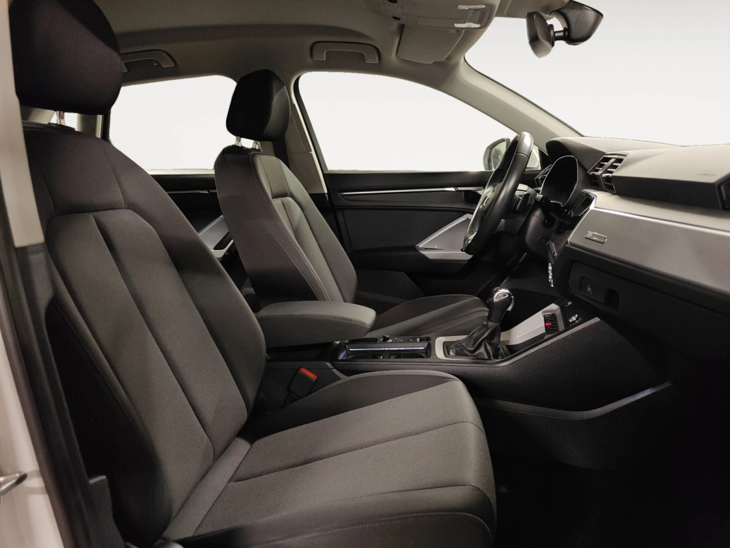 AUDI Q3 45 TFSI E 180KW (245CV) S TRONIC - Foto 5