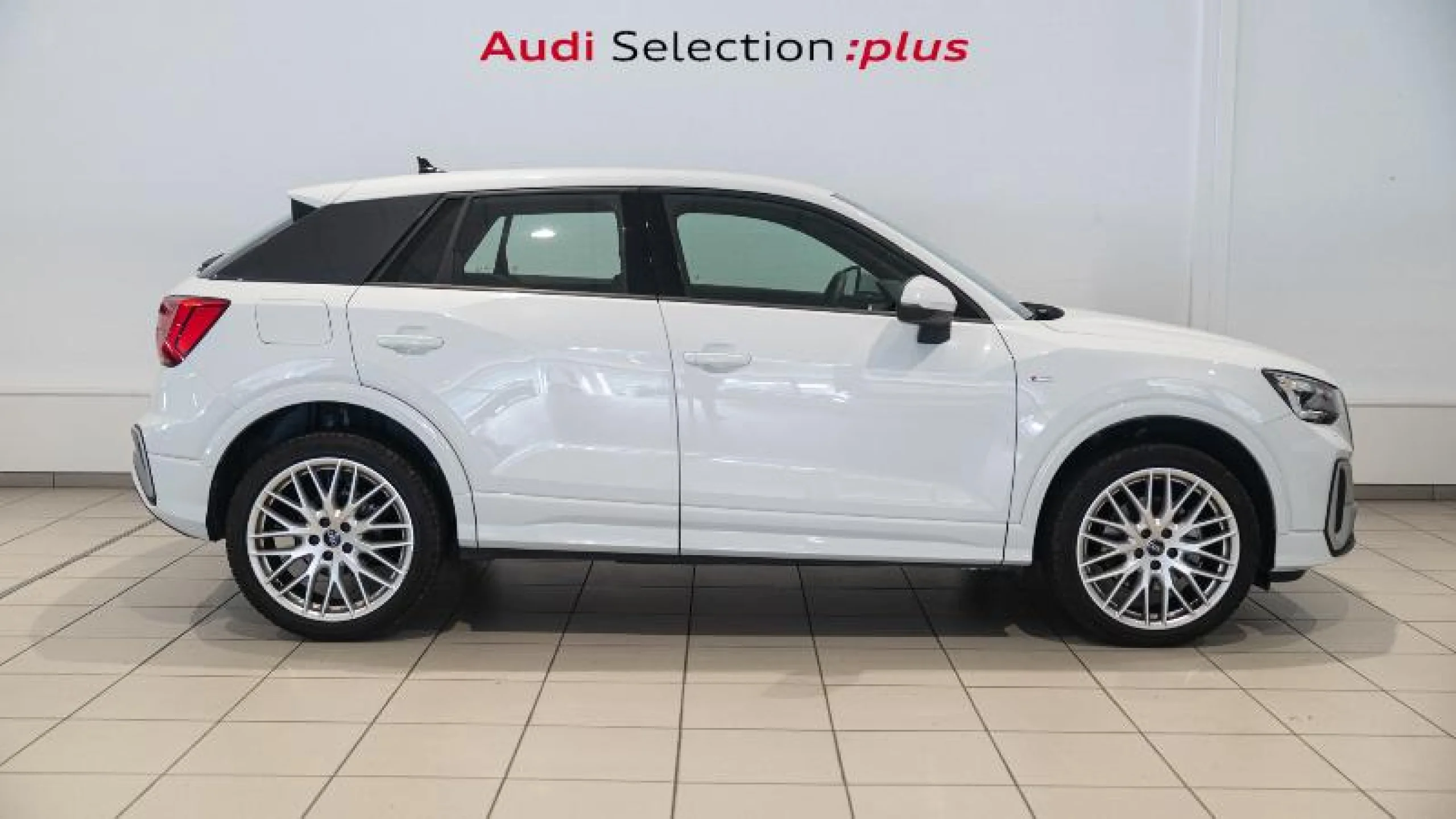 AUDI Q2 ADRENALIN 30 TDI 85KW (116CV) S TRONIC - Foto 3