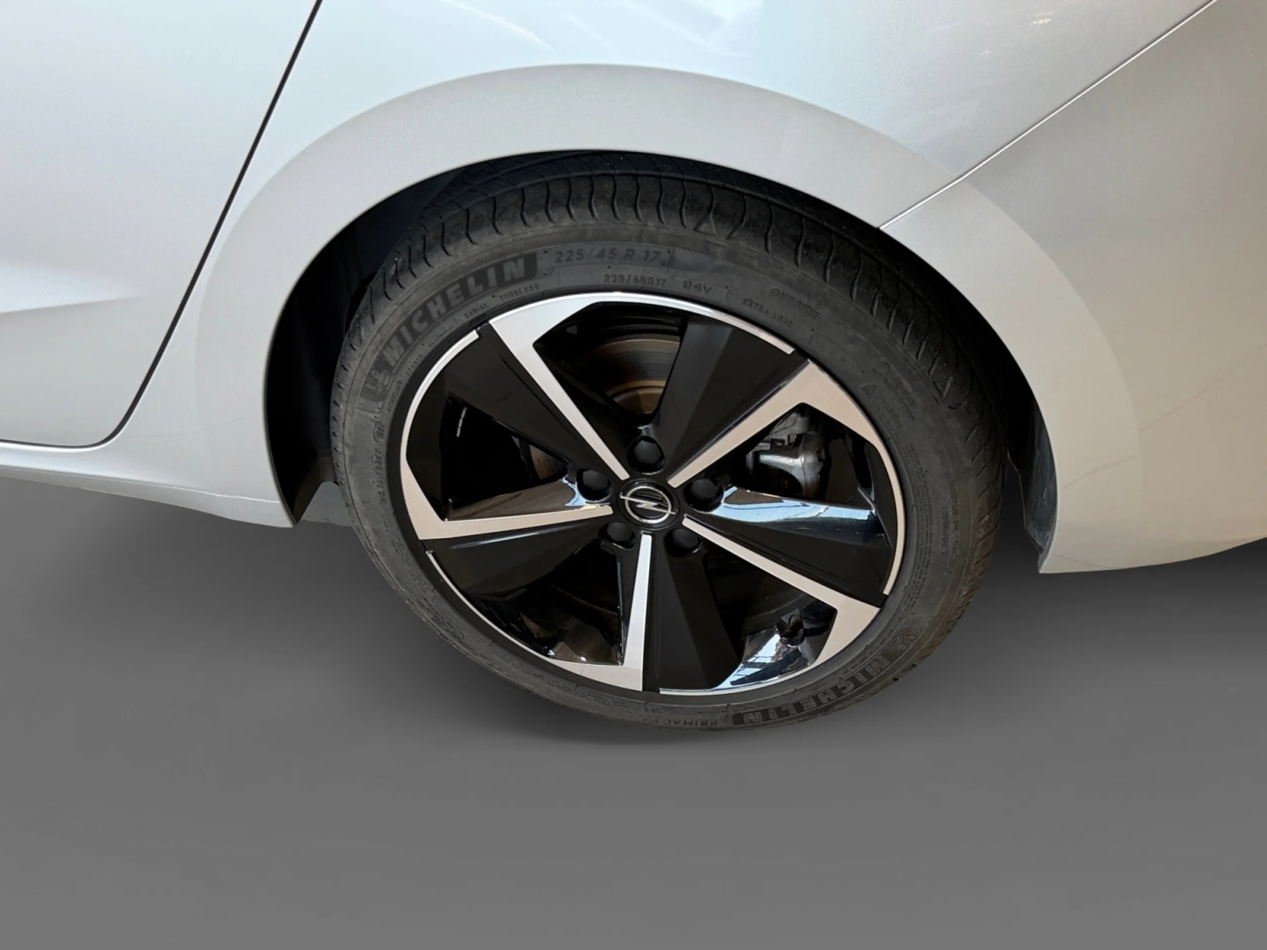 OPEL ASTRA 1.2T XHT 96KW (130CV) GS - Foto 8